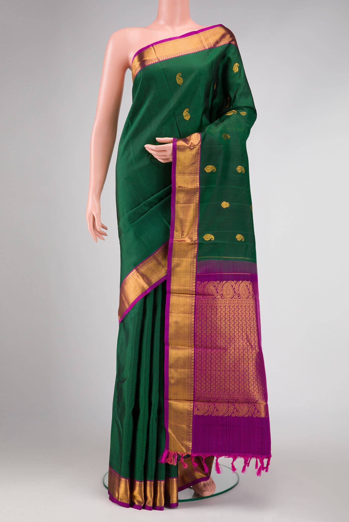 Green Dual Tone Kanchipuram Silk Saree