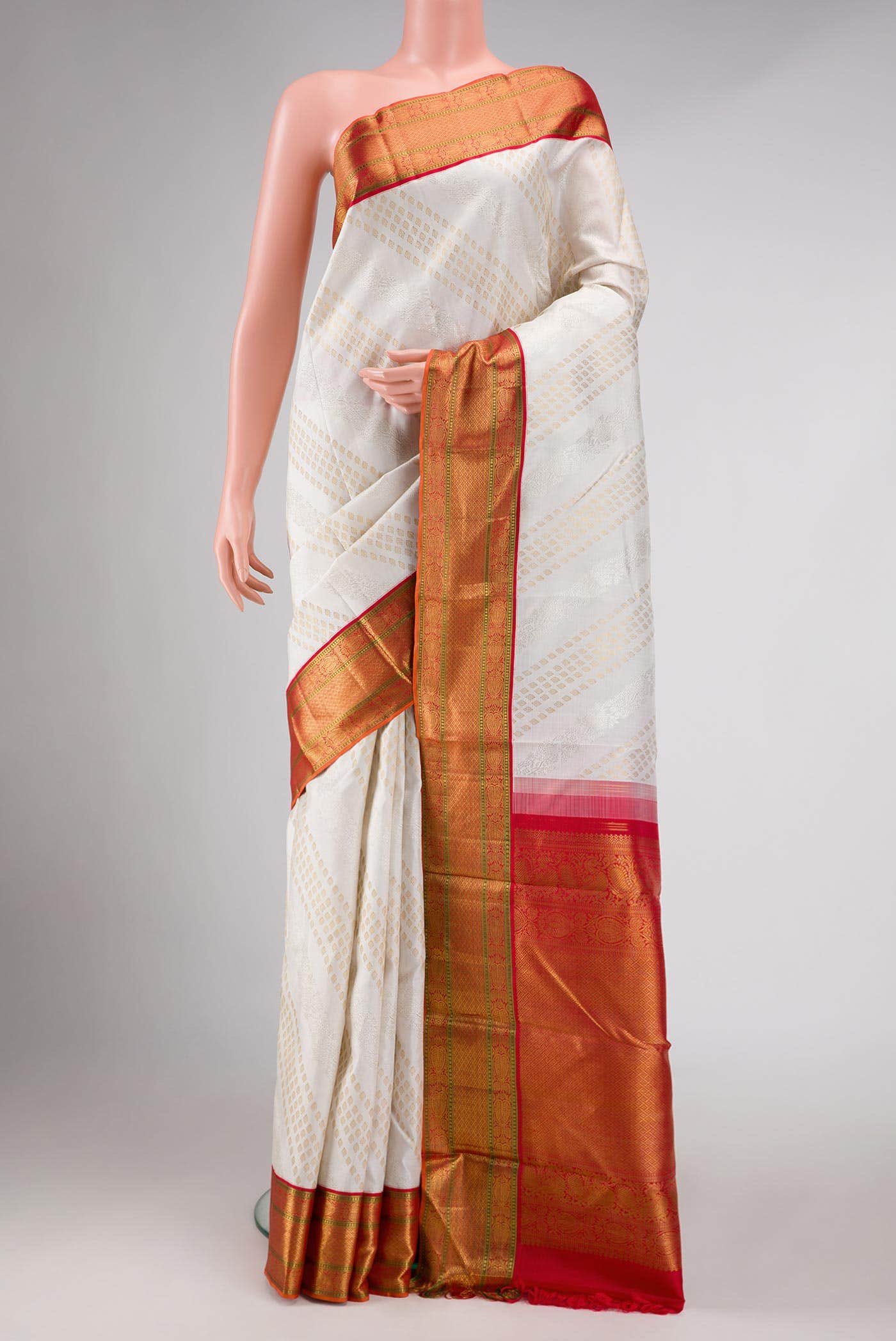 Off White Kanchipuram Silk Saree