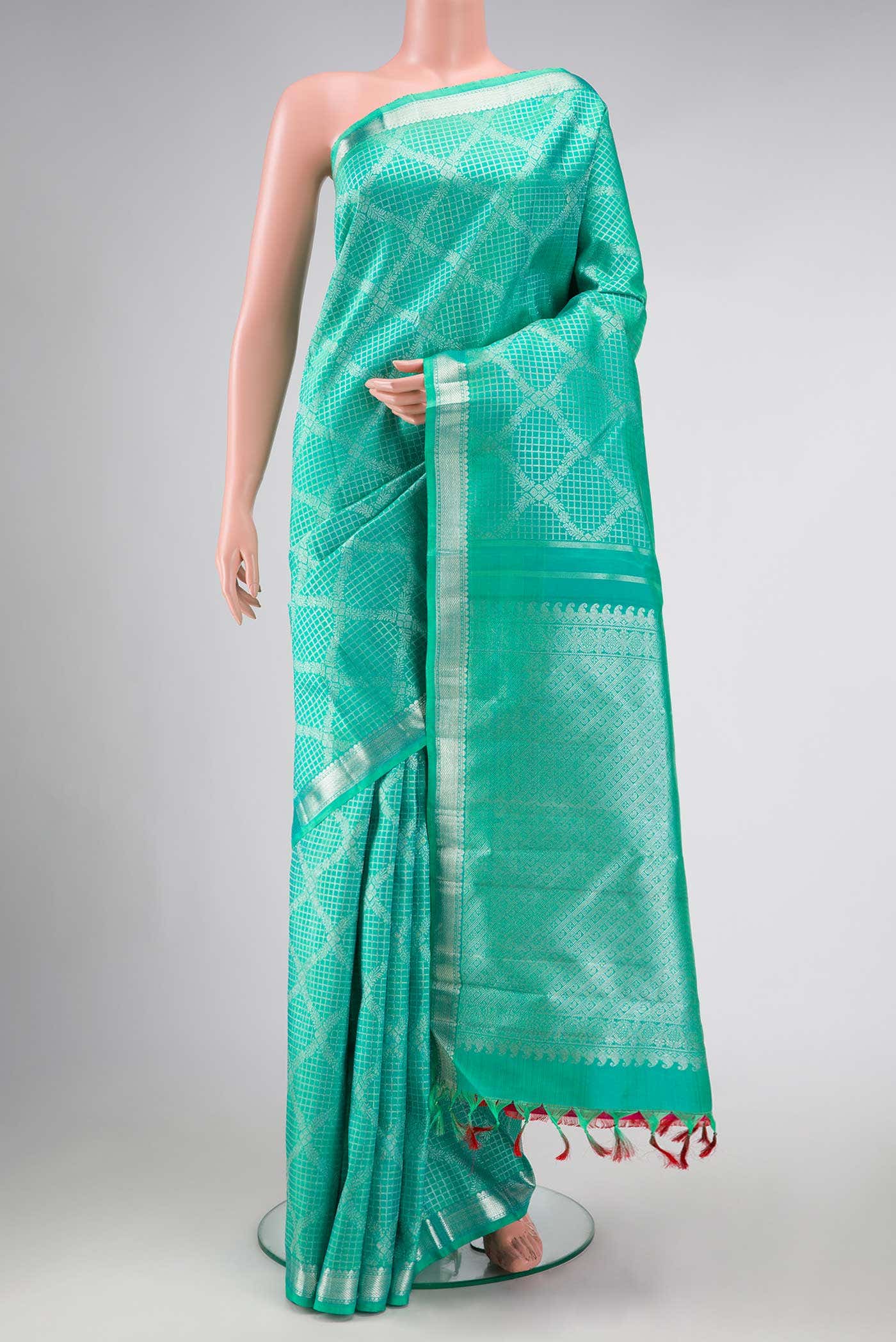Green Dual Tone Kanchipuram Silk Saree