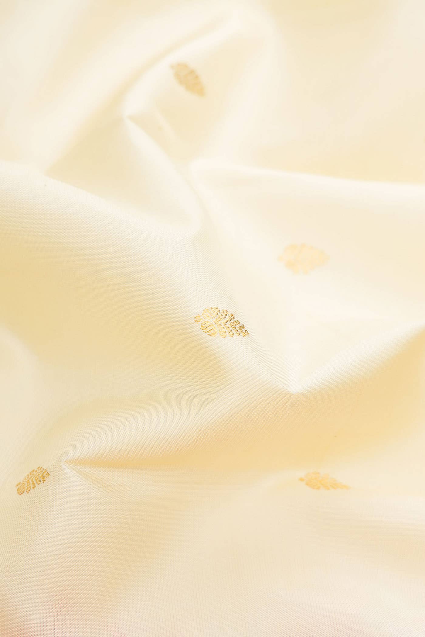 Sandal Dual Tone Kanchipuram Silk Saree