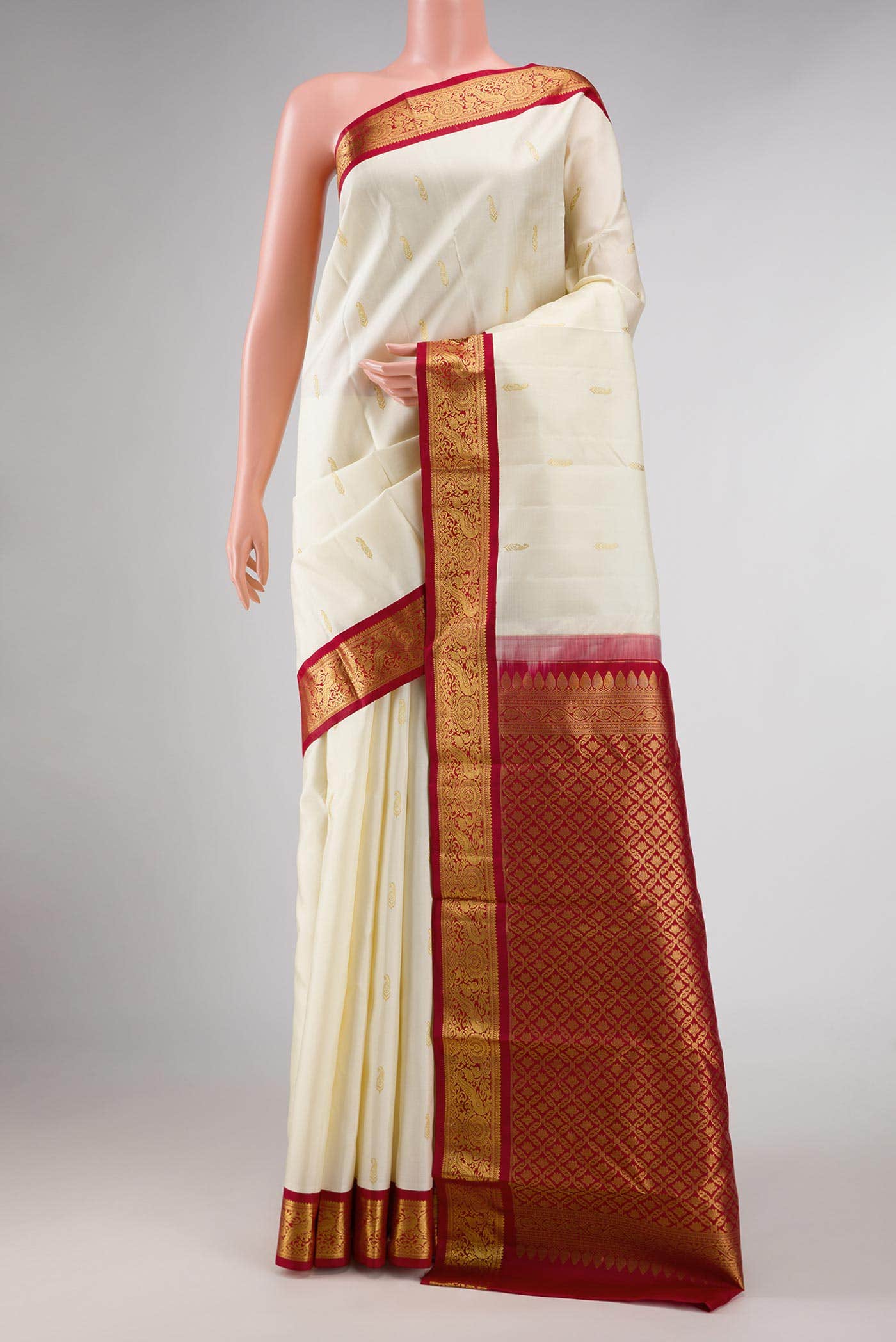 Off White Dual Tone Kanchipuram Silk Saree