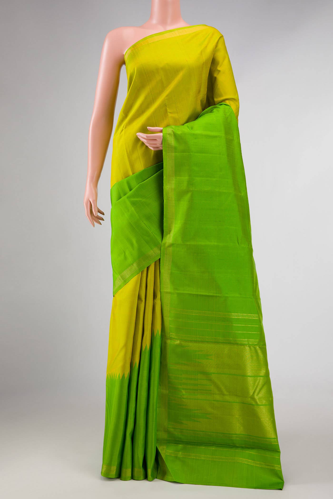 Green Dual Tone Kanchipuram Silk Saree