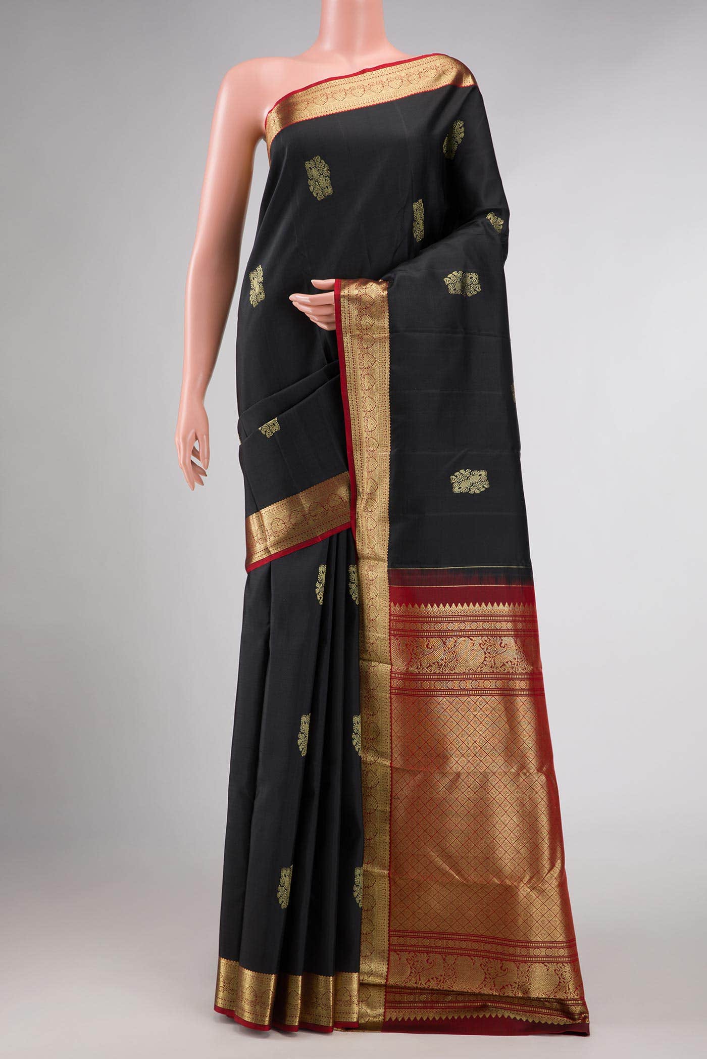 Black Dual Tone Kanchipuram Silk Saree