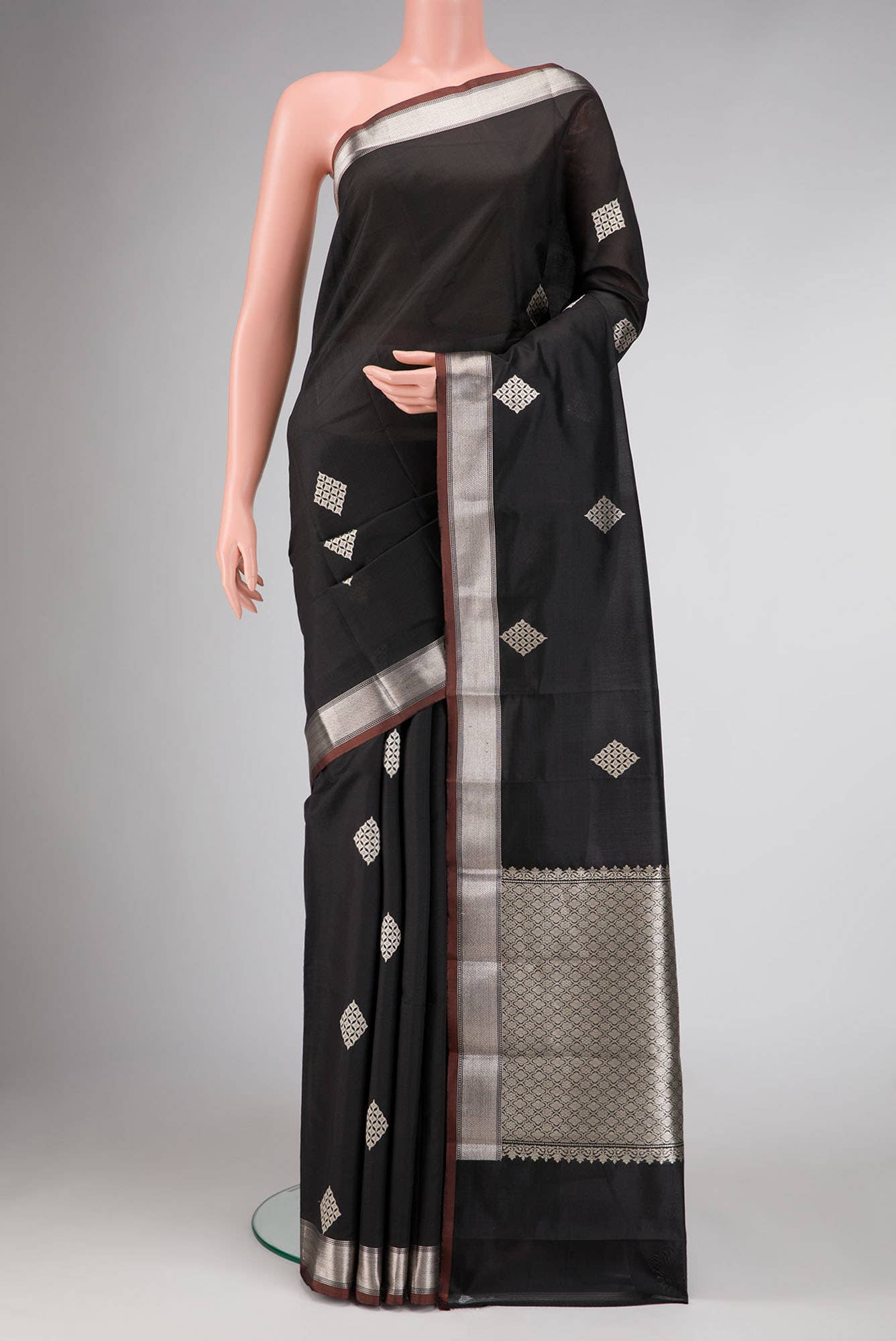 Black Dual Tone Banarasi Silk Saree