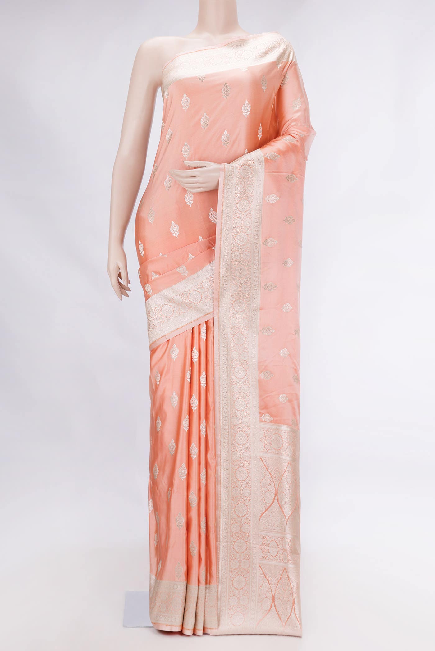 Golden Peach Dual Tone Blended Banarasi Silk Saree