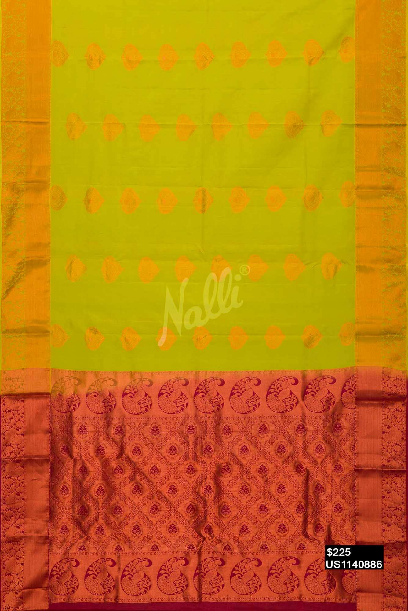 Parrot Green Kanchipuram Silk Saree