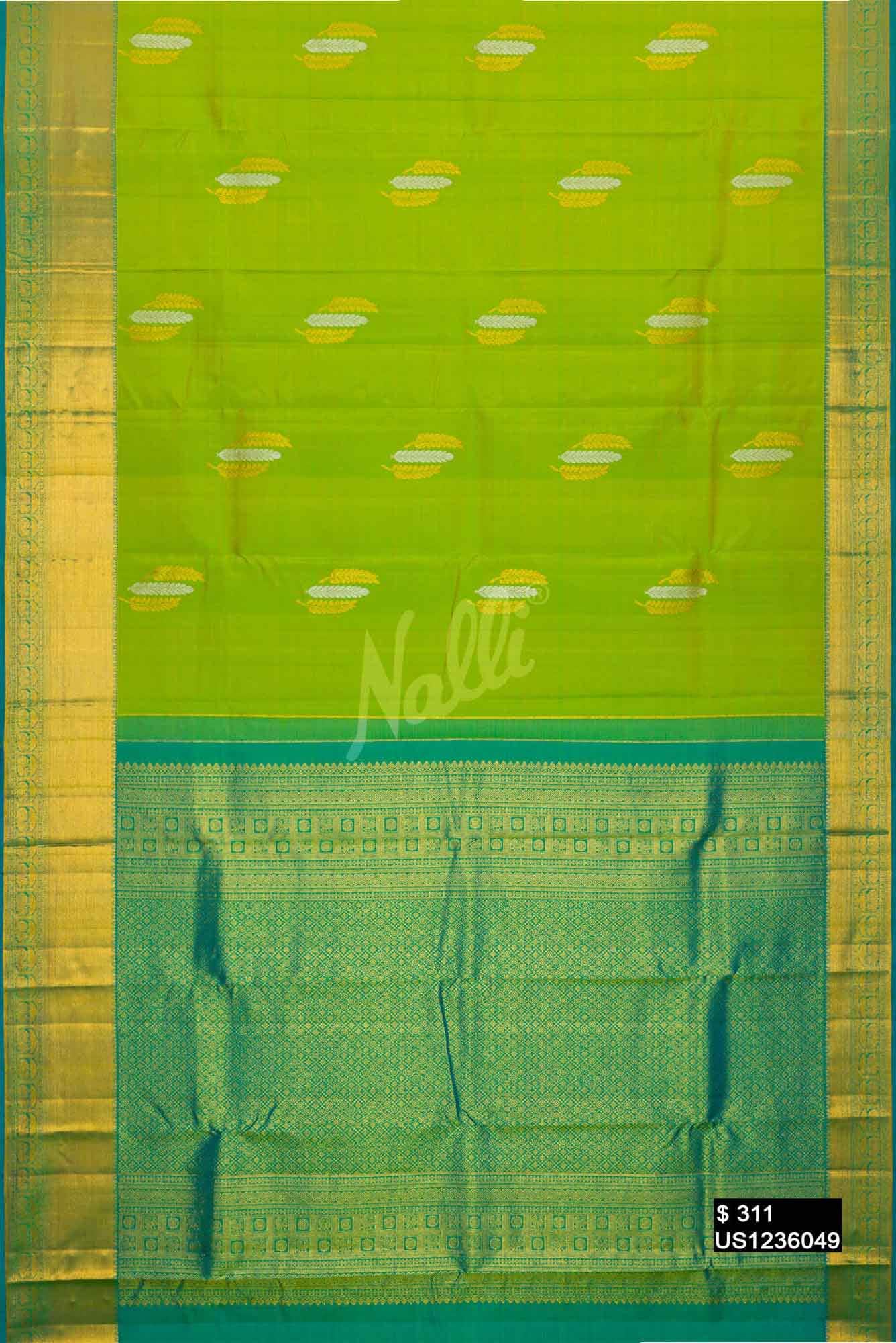 Parrot Green Kanchipuram Silk Saree