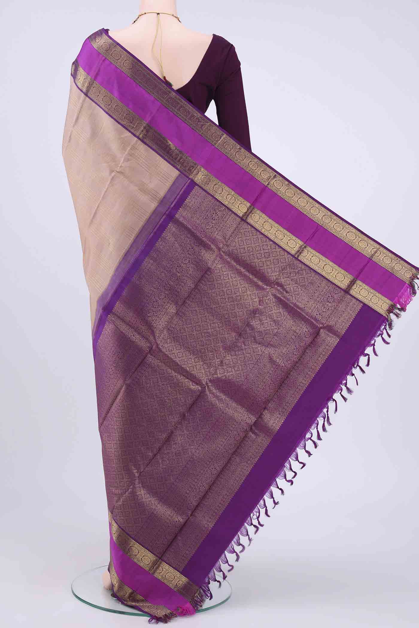 pallu body