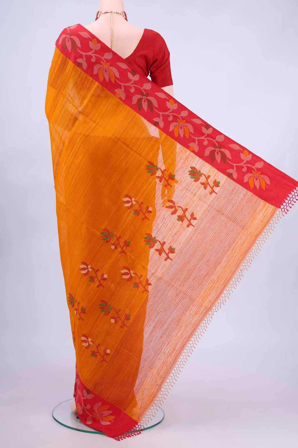 pallu body