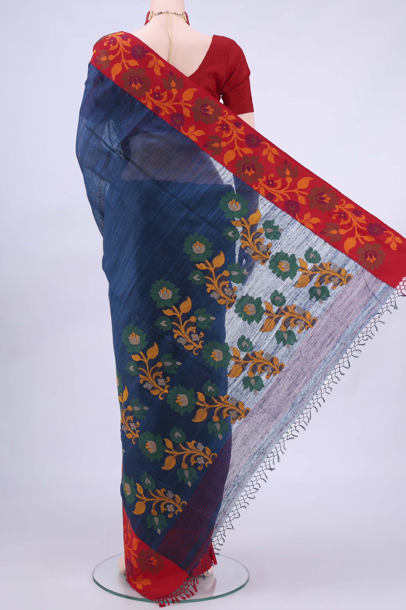 pallu body