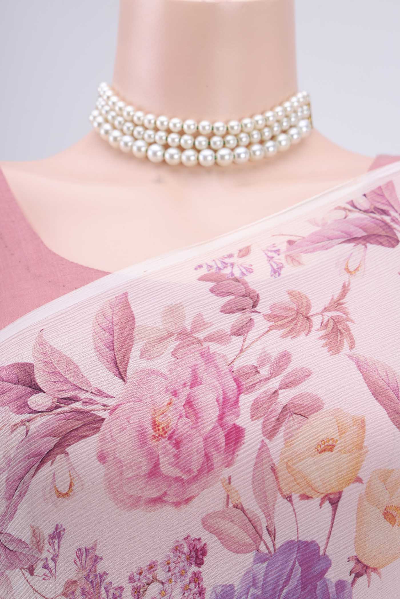 Border image of Peach Mysore Chiffon Saree with Floral Print on the body and Without Border. 