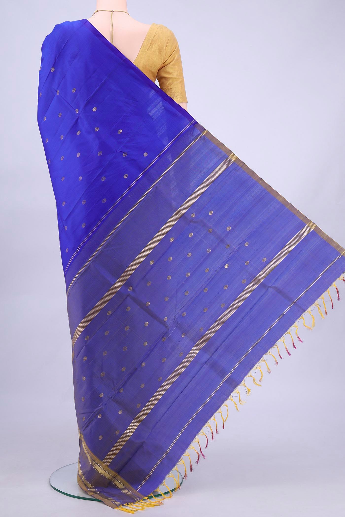 pallu body