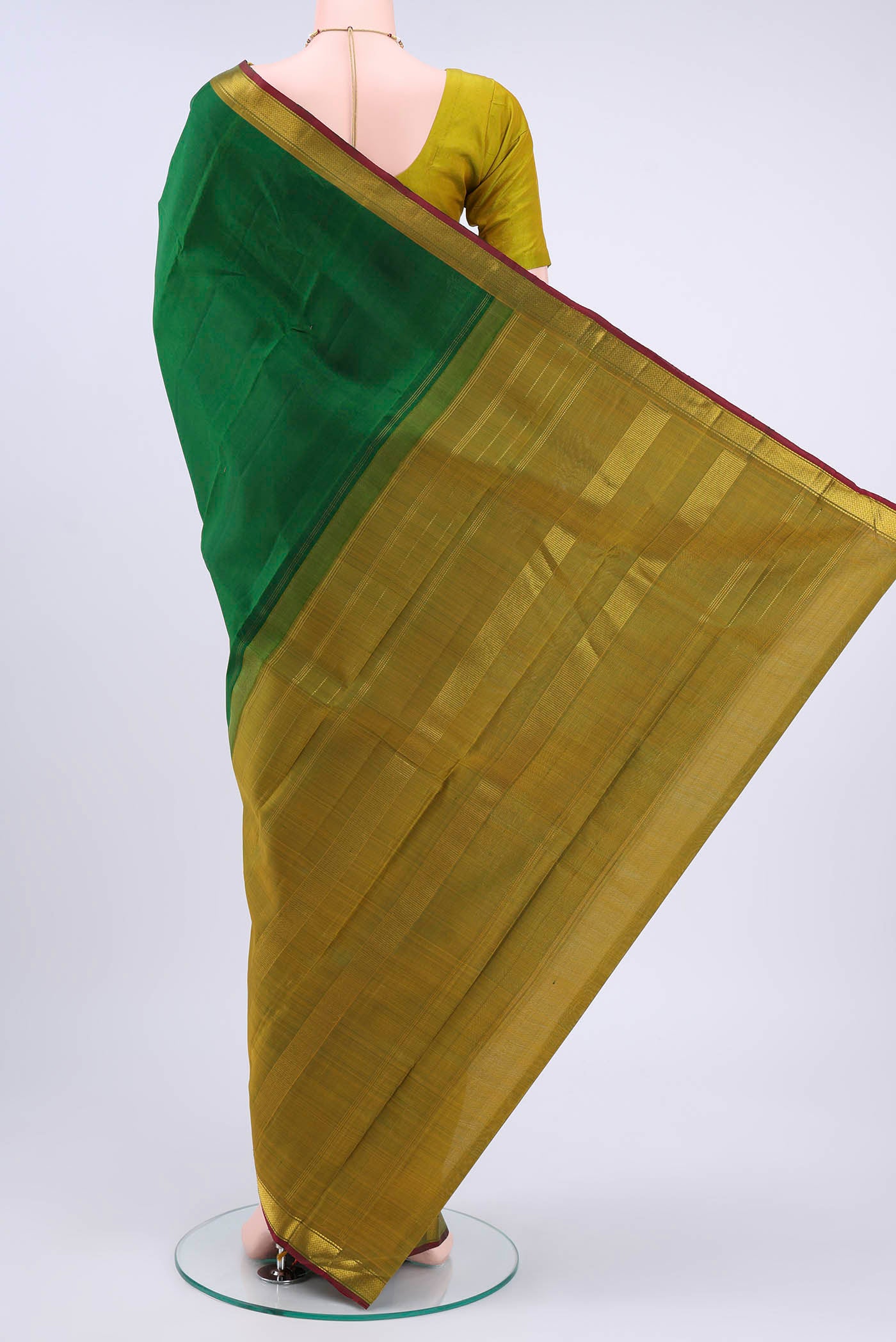 pallu body