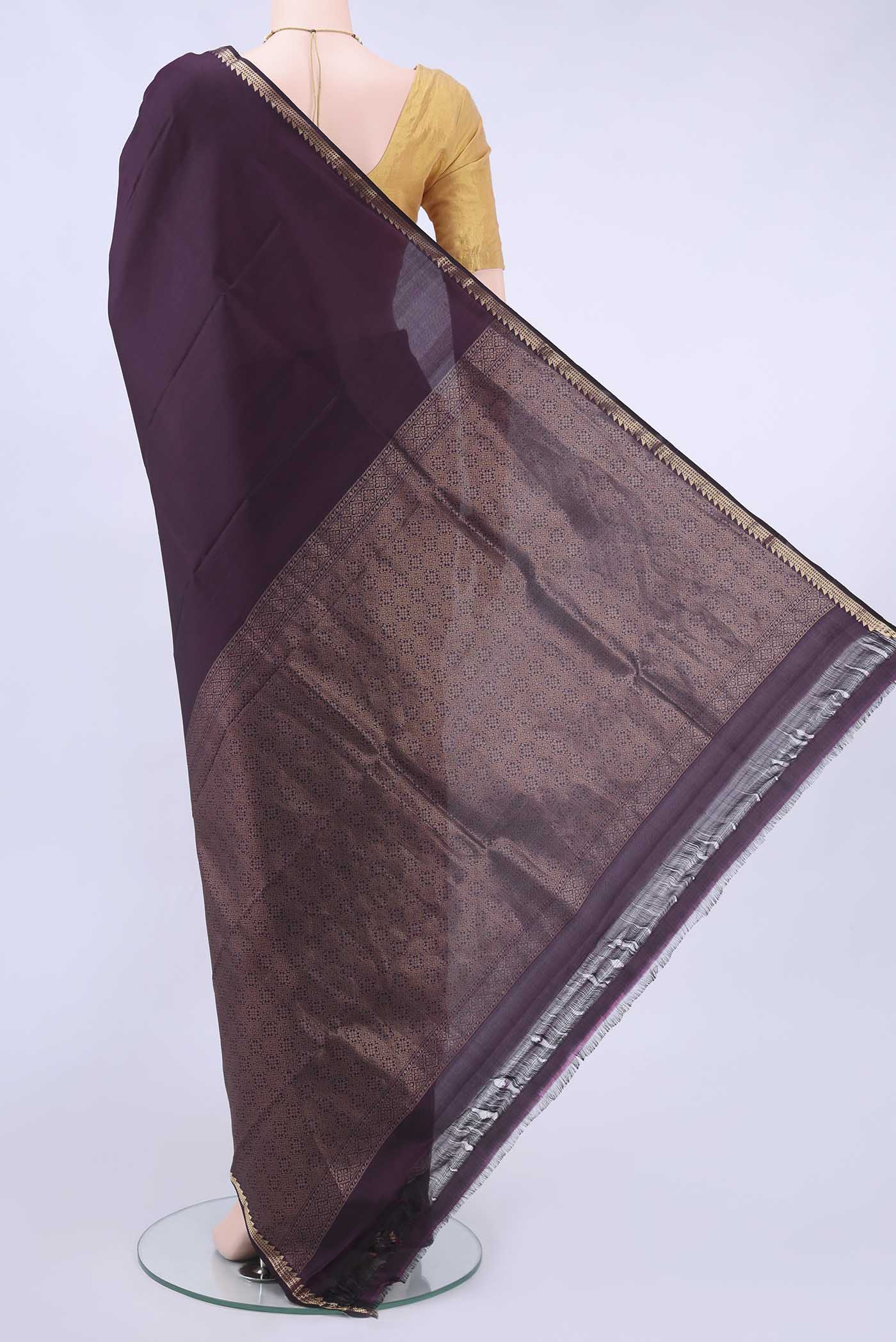 pallu body
