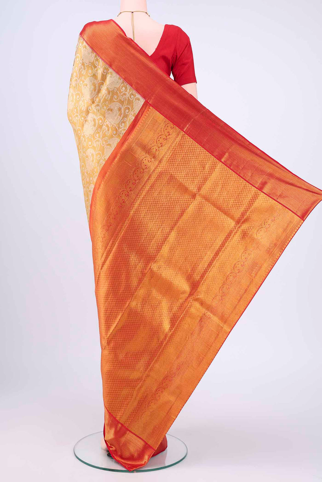 pallu body