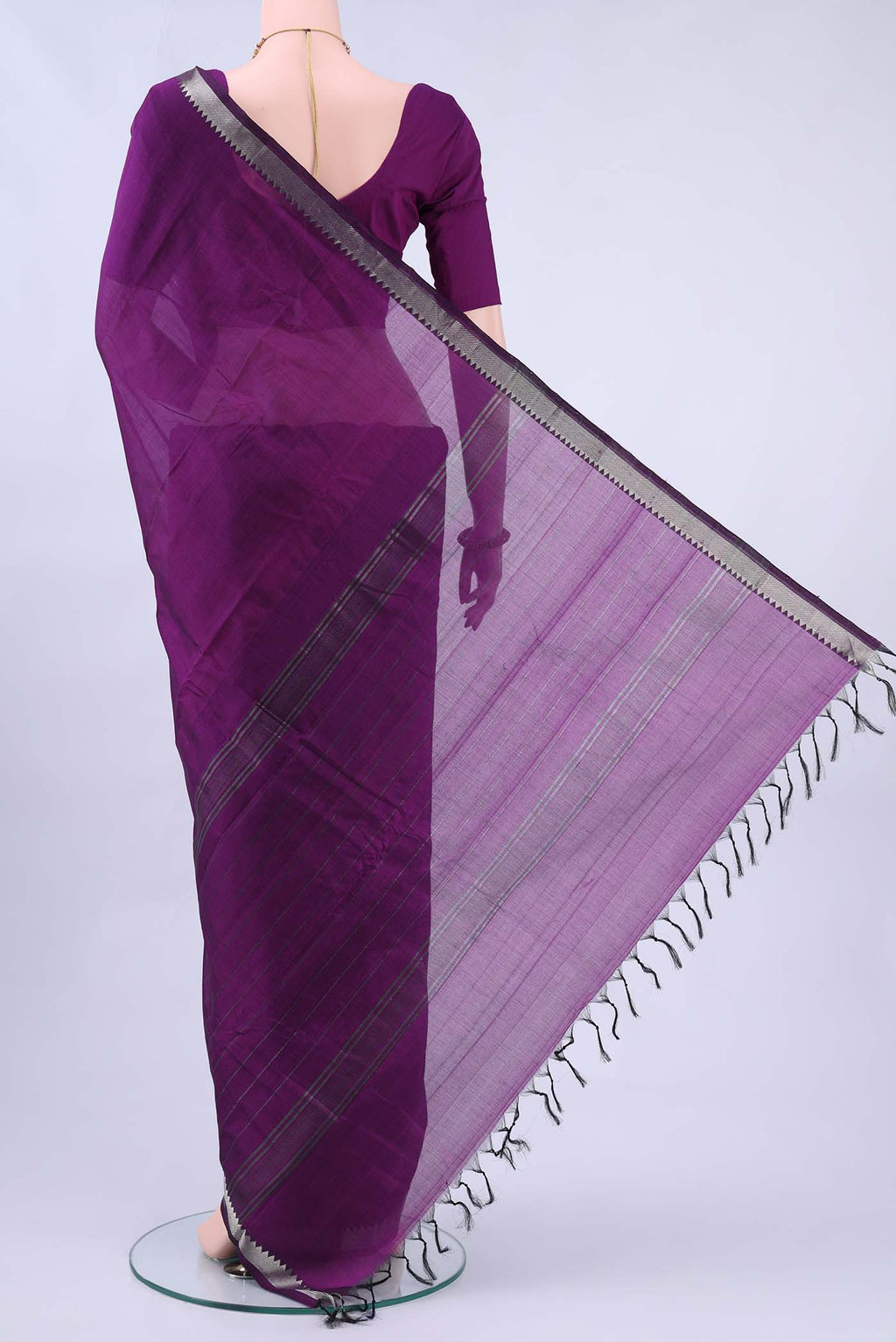 pallu body