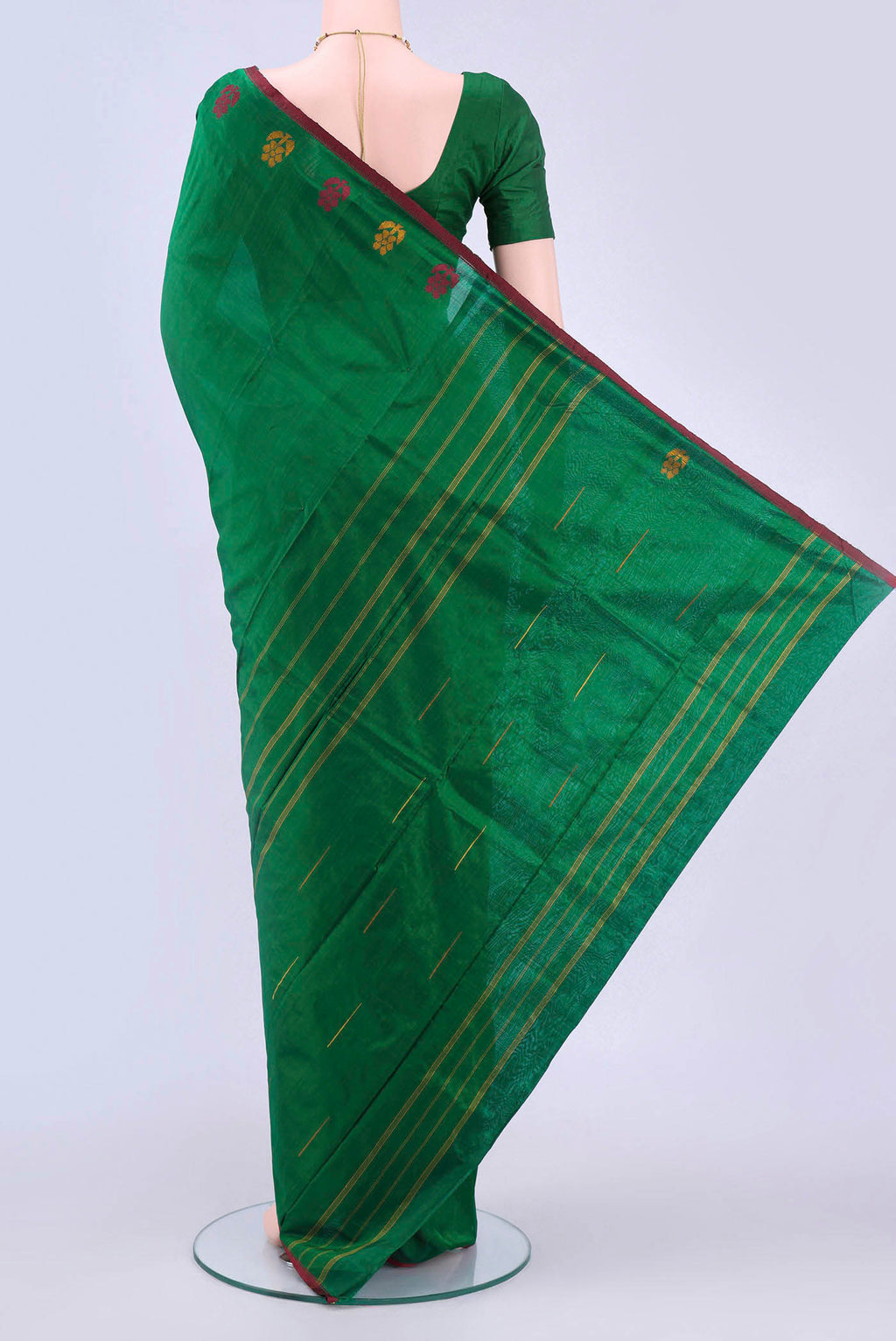 pallu body