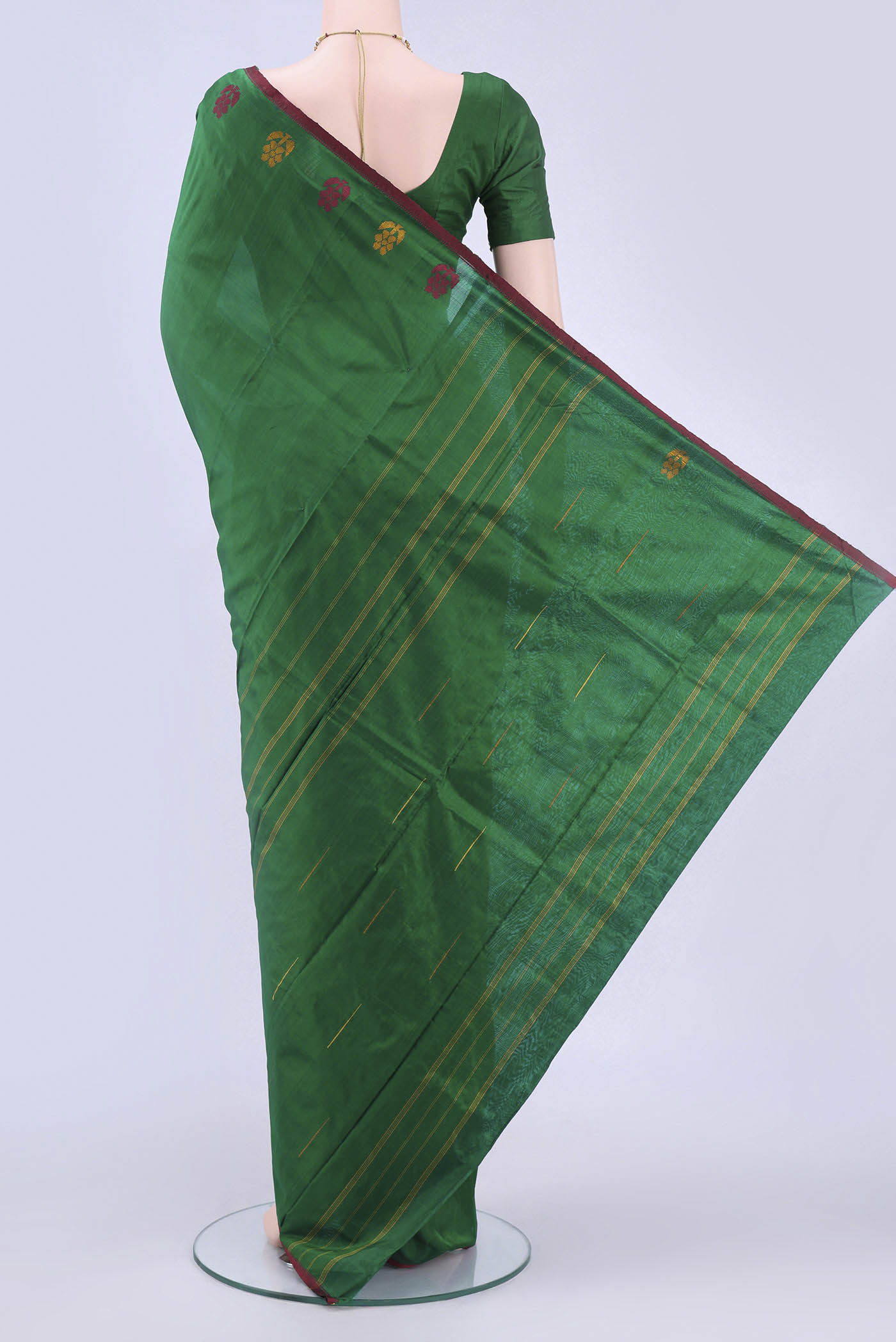 pallu body