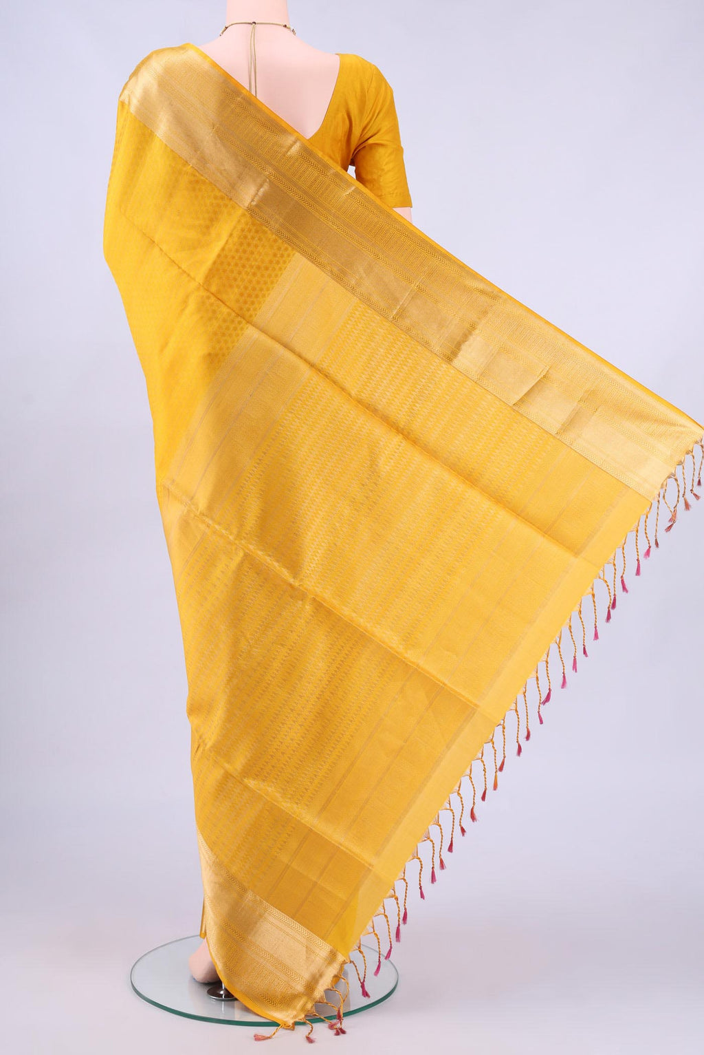 pallu body