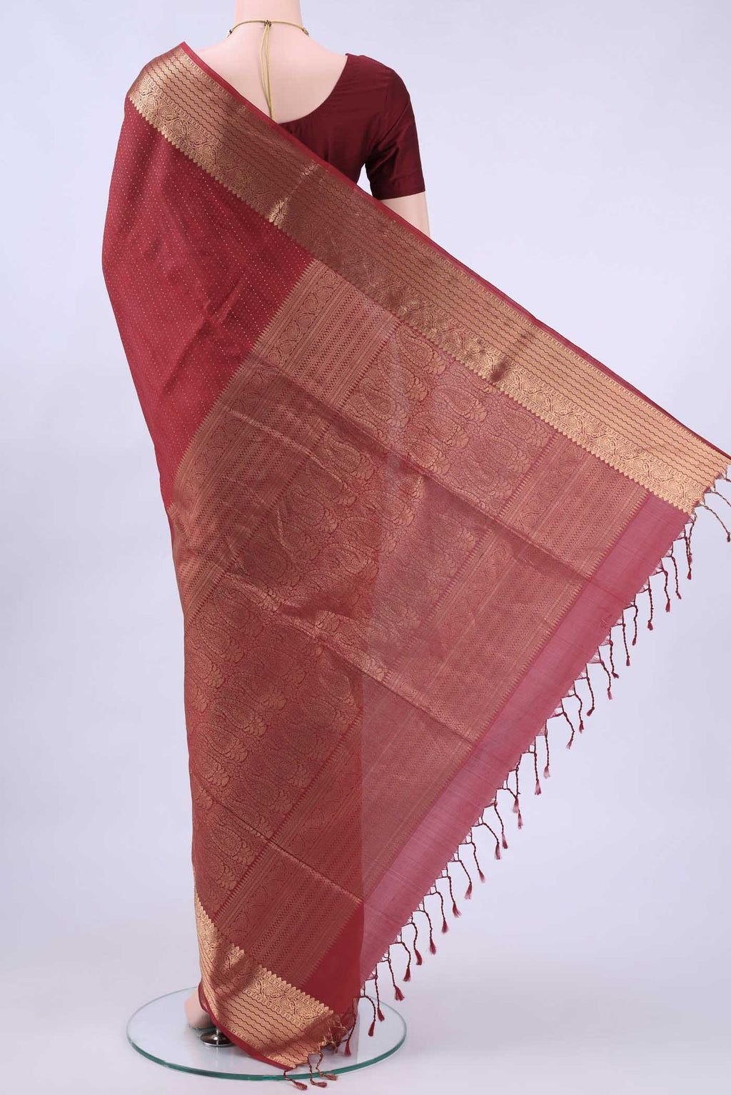pallu body