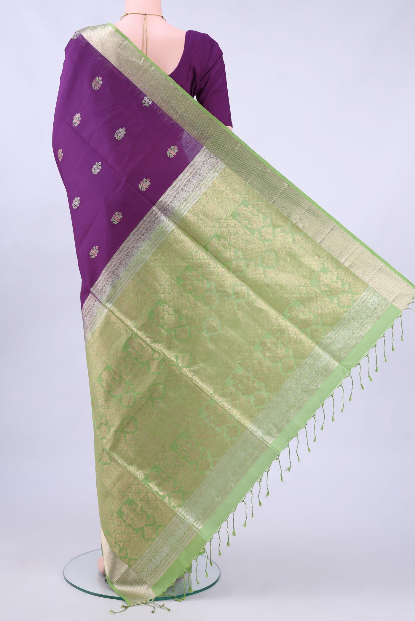 pallu body
