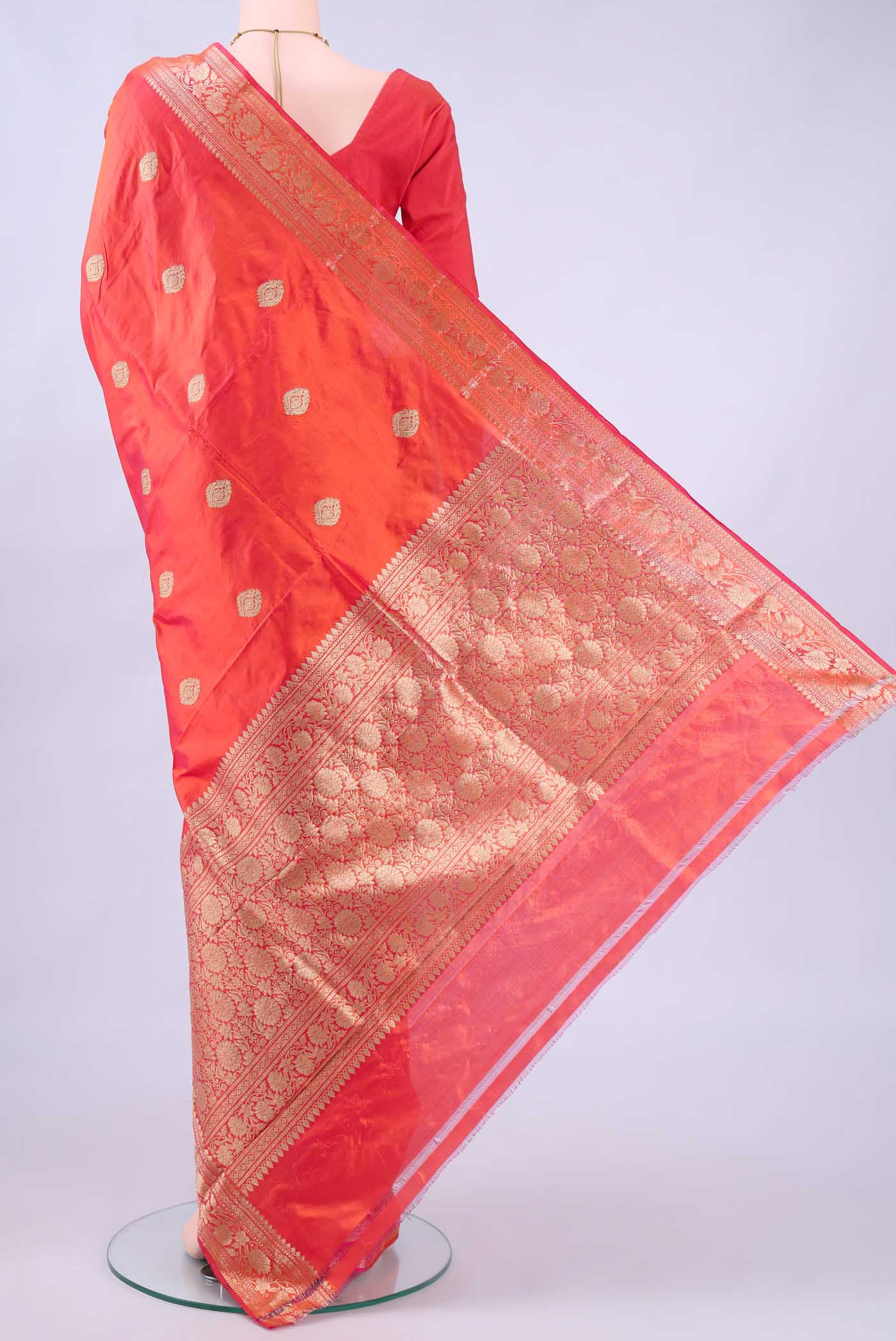 pallu body