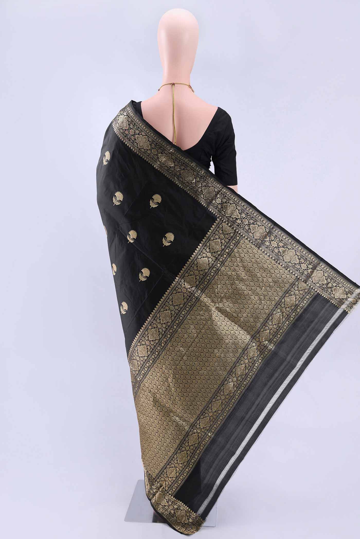 pallu body