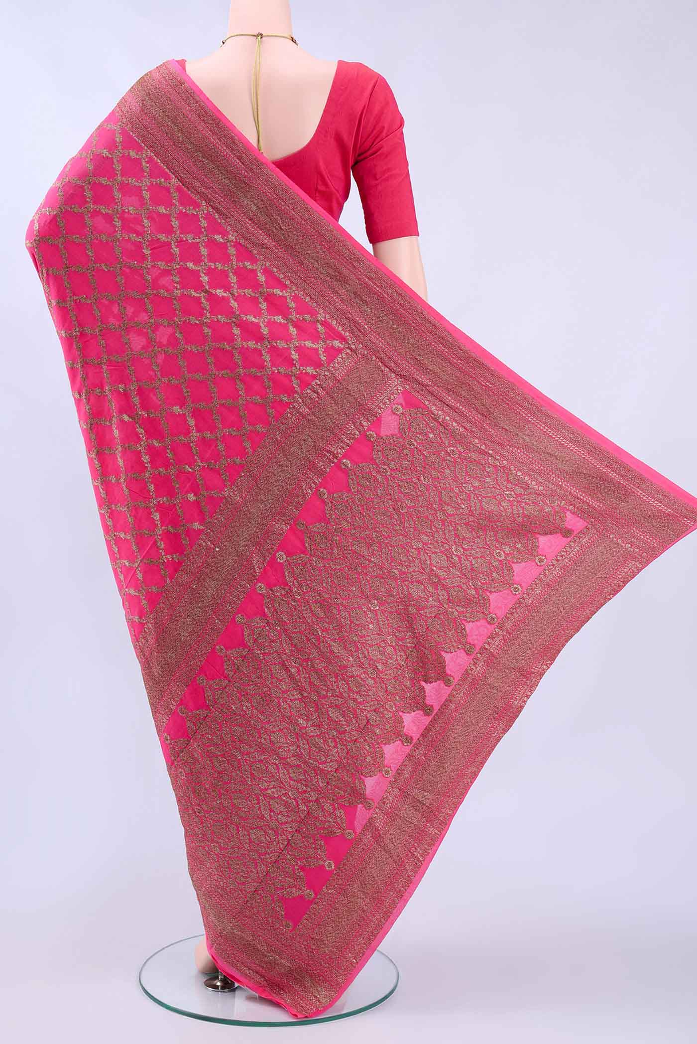 pallu body