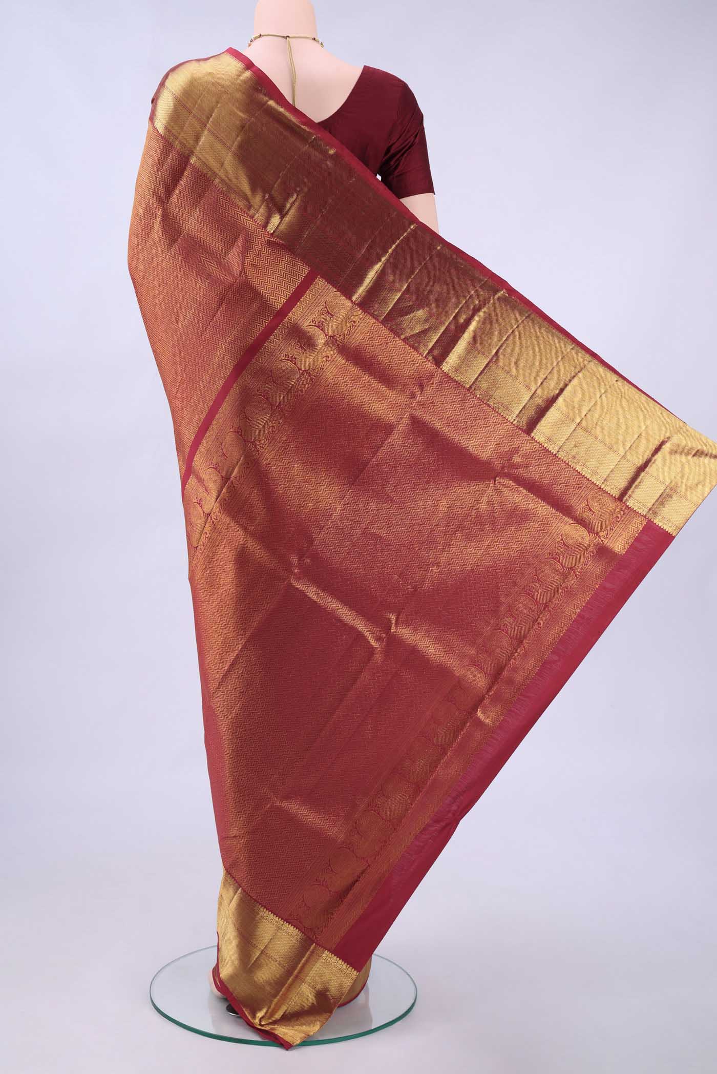 pallu body