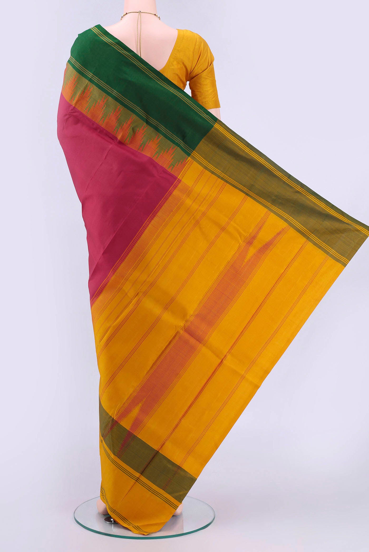 pallu body