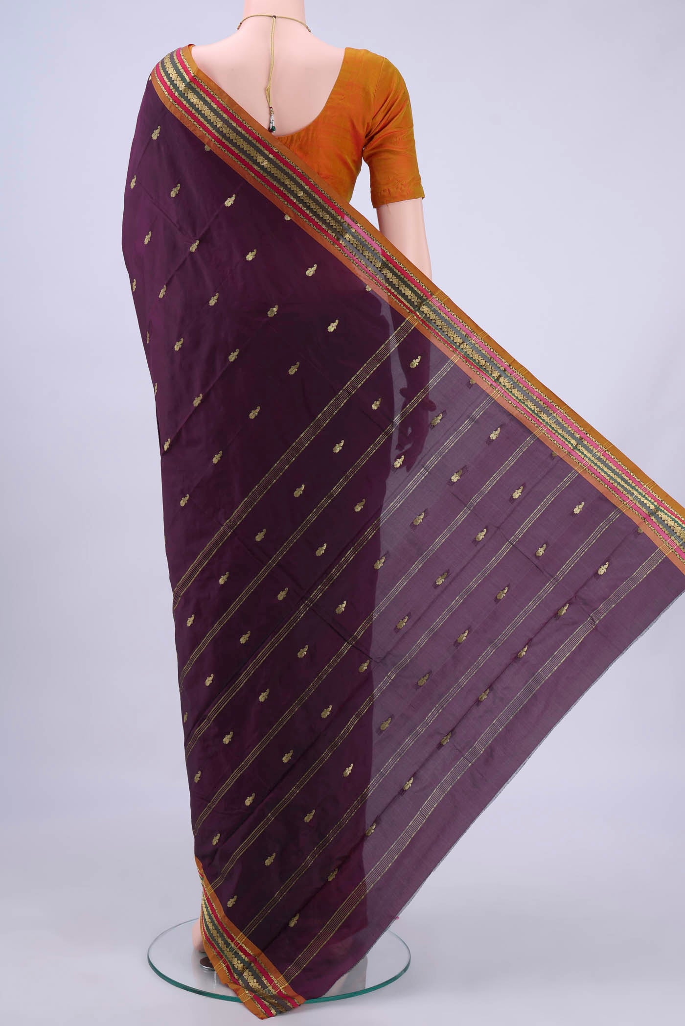 pallu body