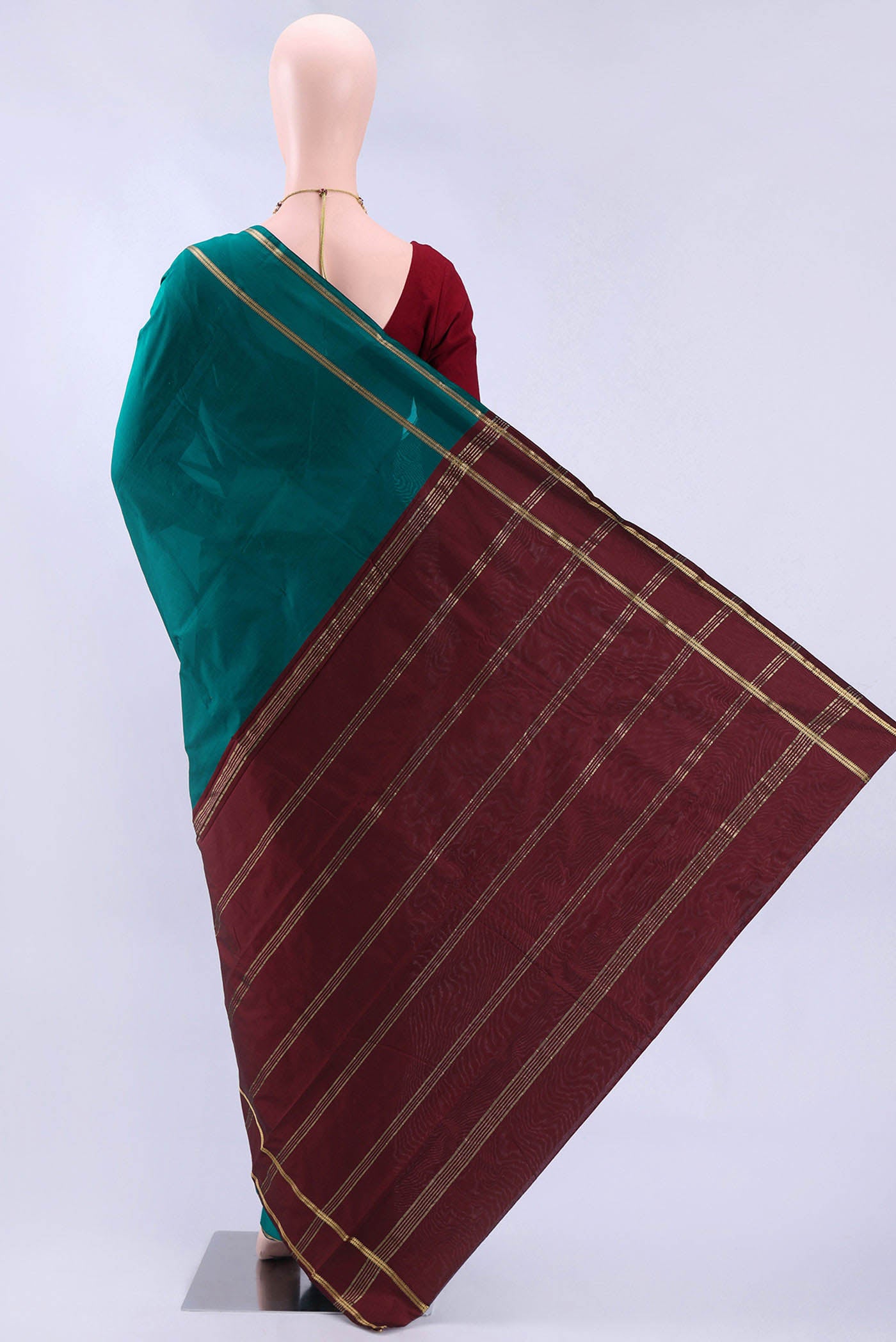 pallu body