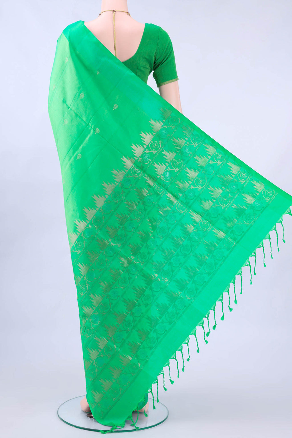 pallu body