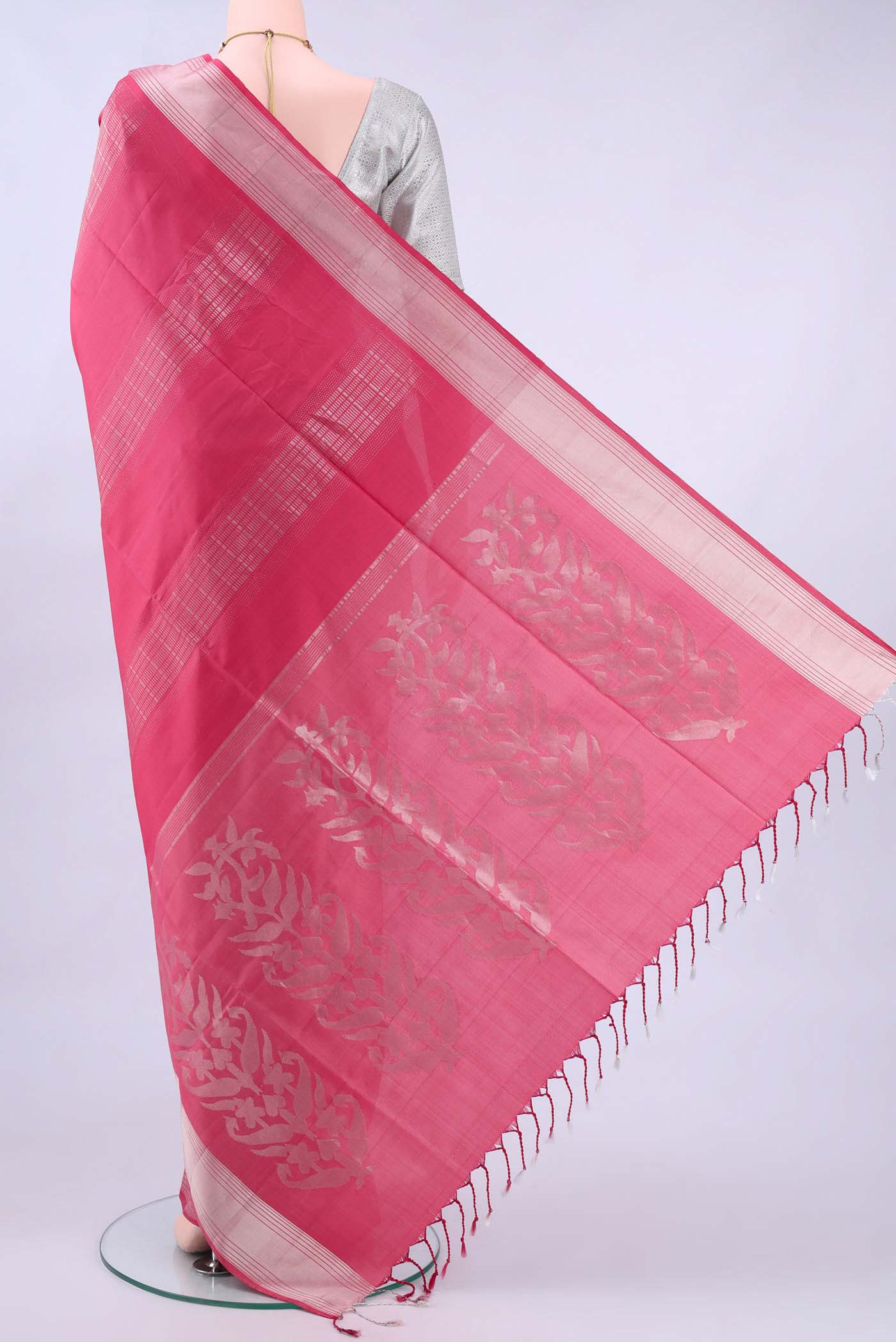pallu body