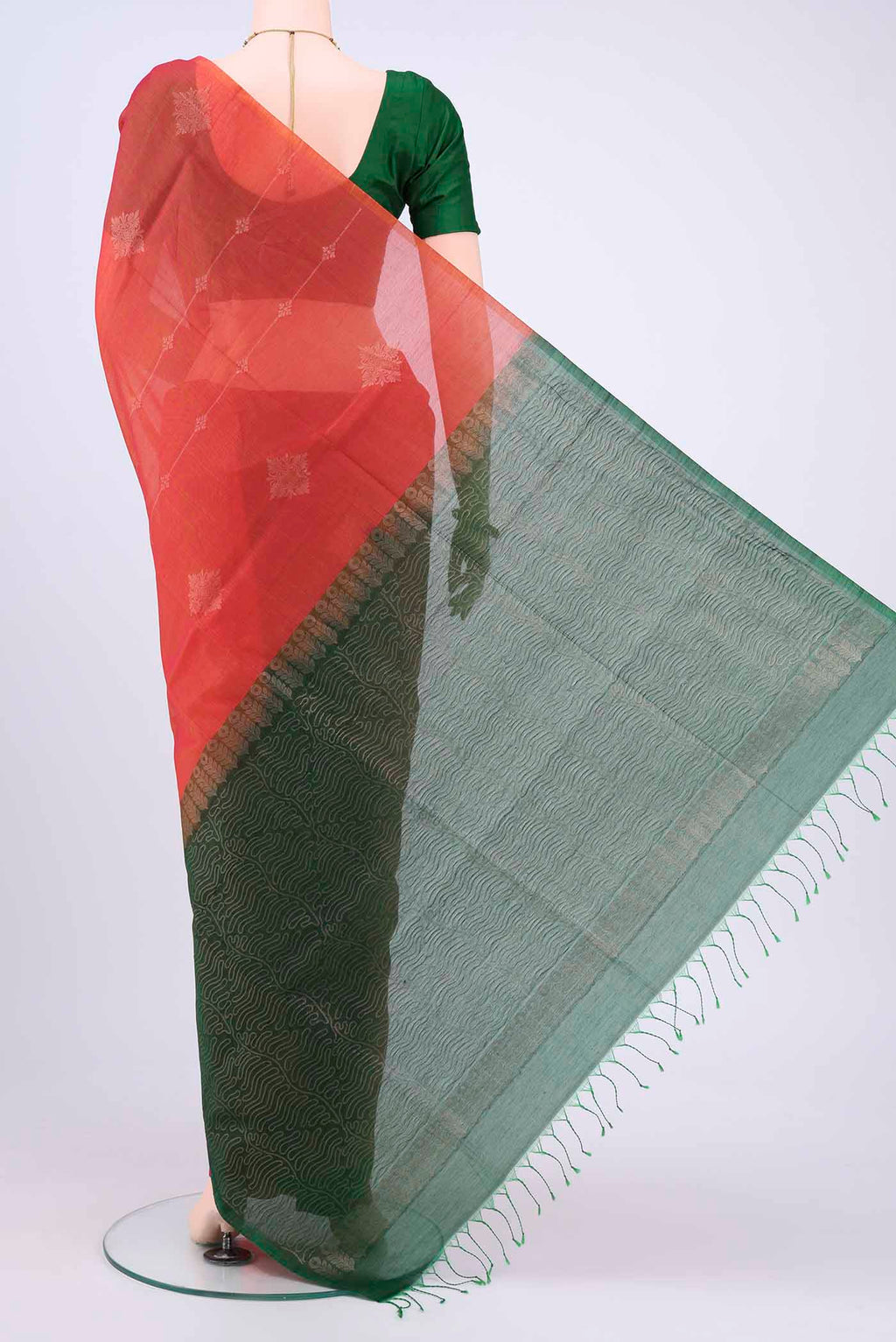 pallu body