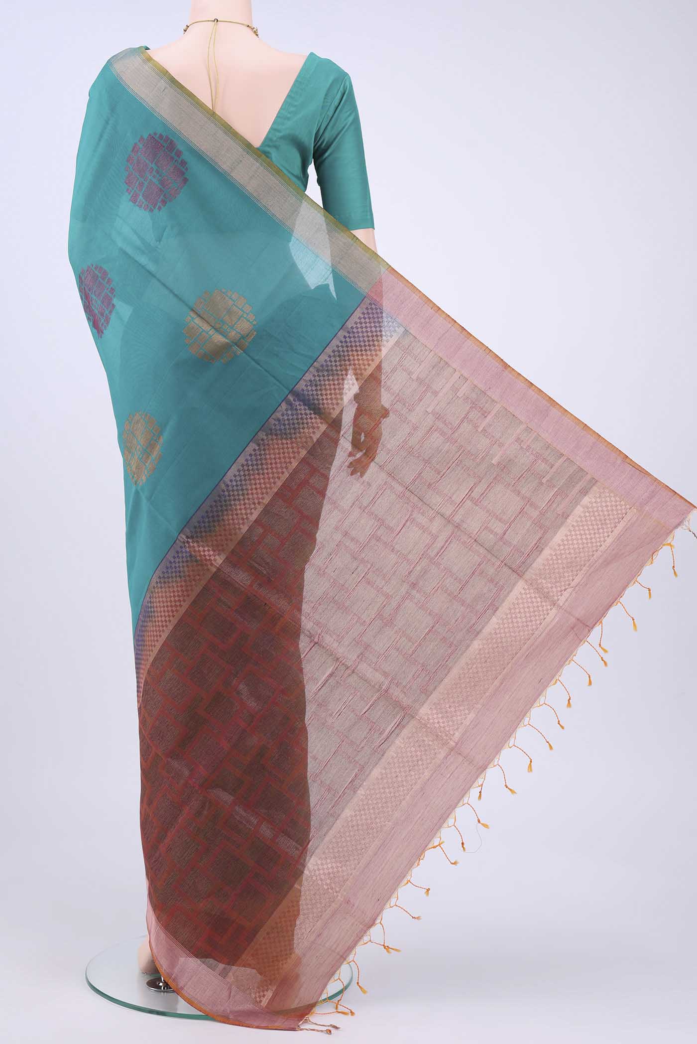 pallu body