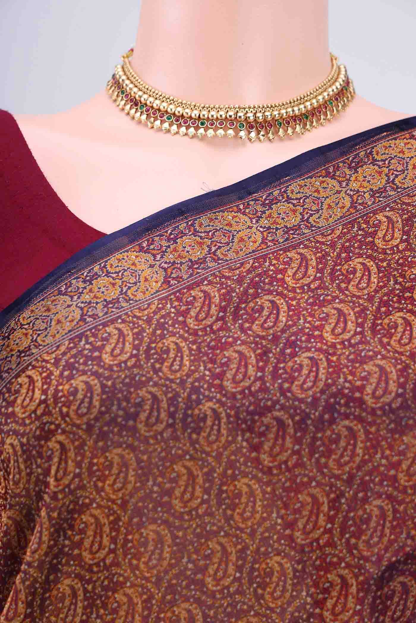 Border image of Purple Banarasi Tanchoi Silk Saree with Thread Brocade on the body and Thread Border