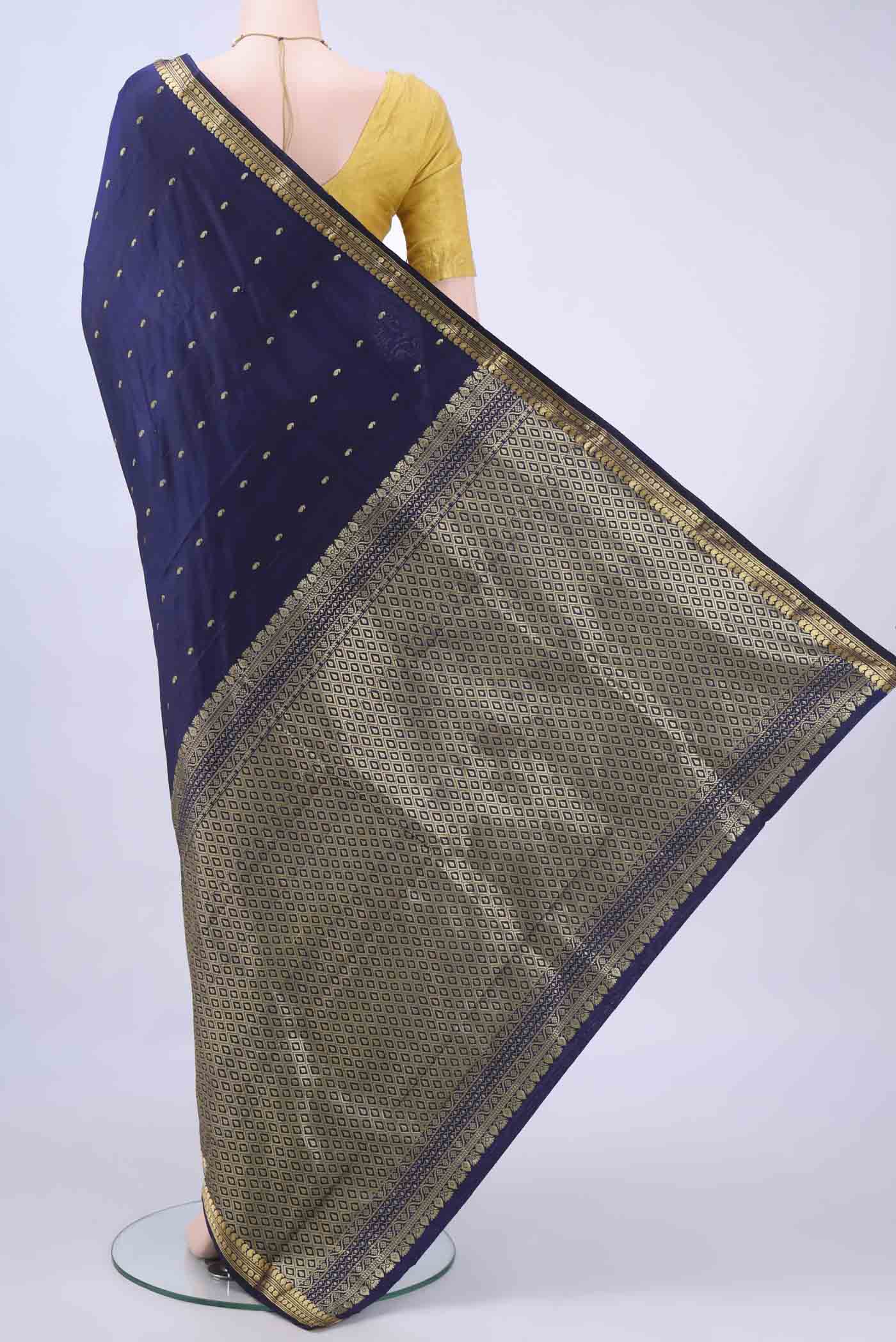 pallu body