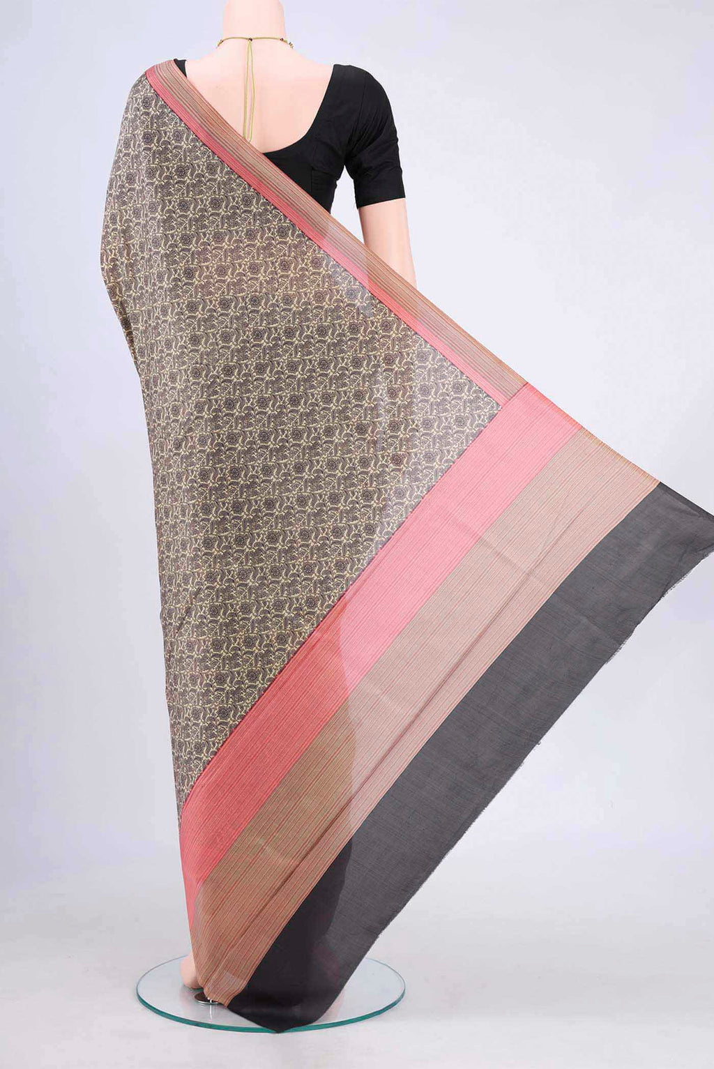 pallu body