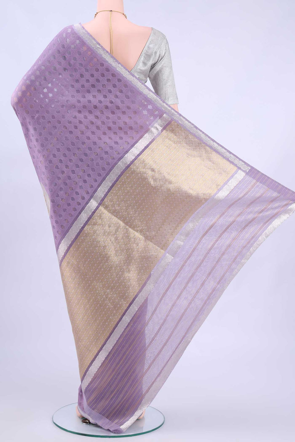 pallu body