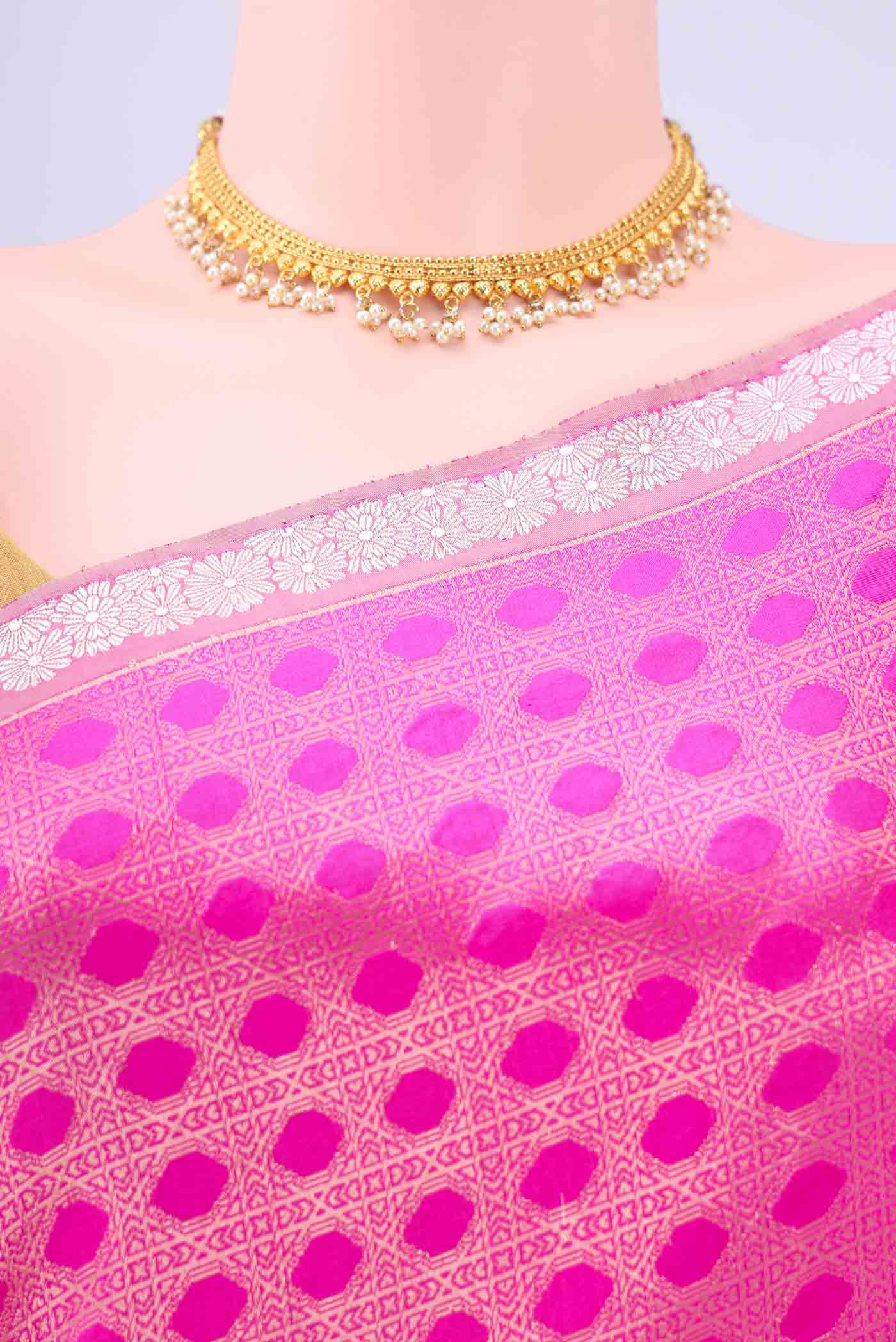 Border image of Rani Pink Banarasi Kora Silk Saree with Zari Brocade on the body and Zari Border