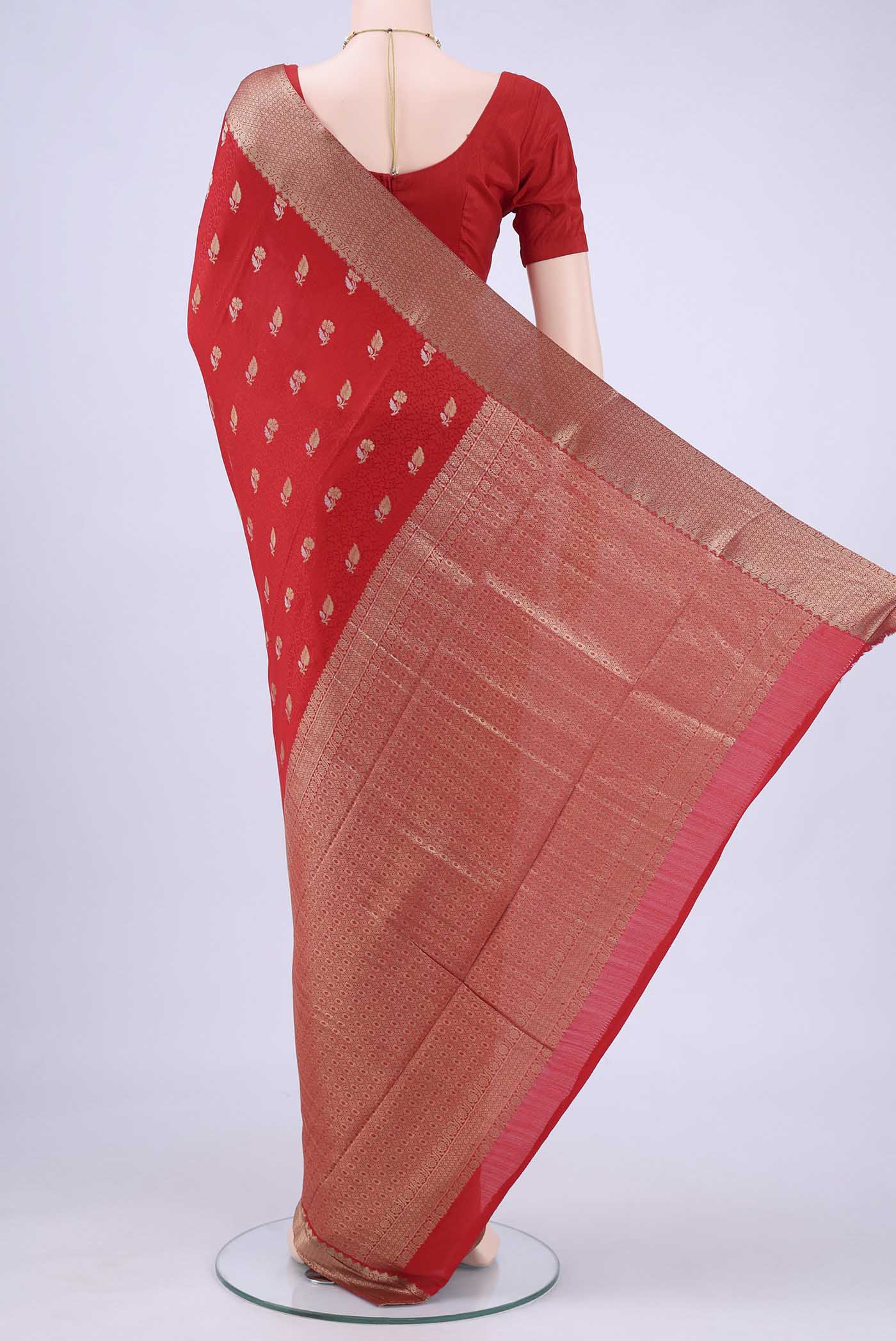 pallu body