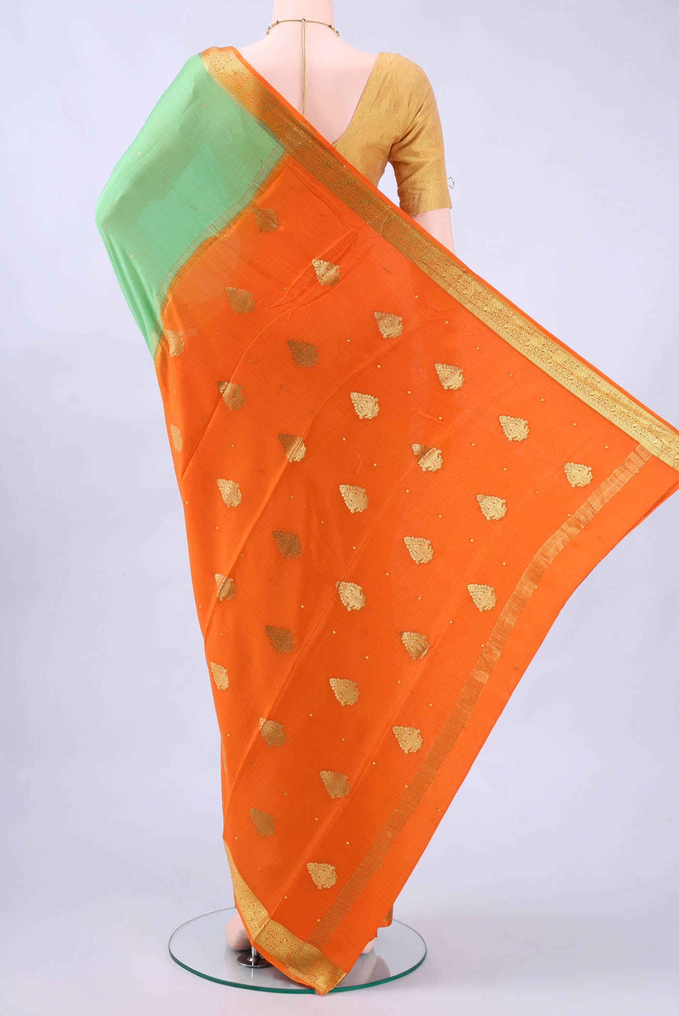 pallu body