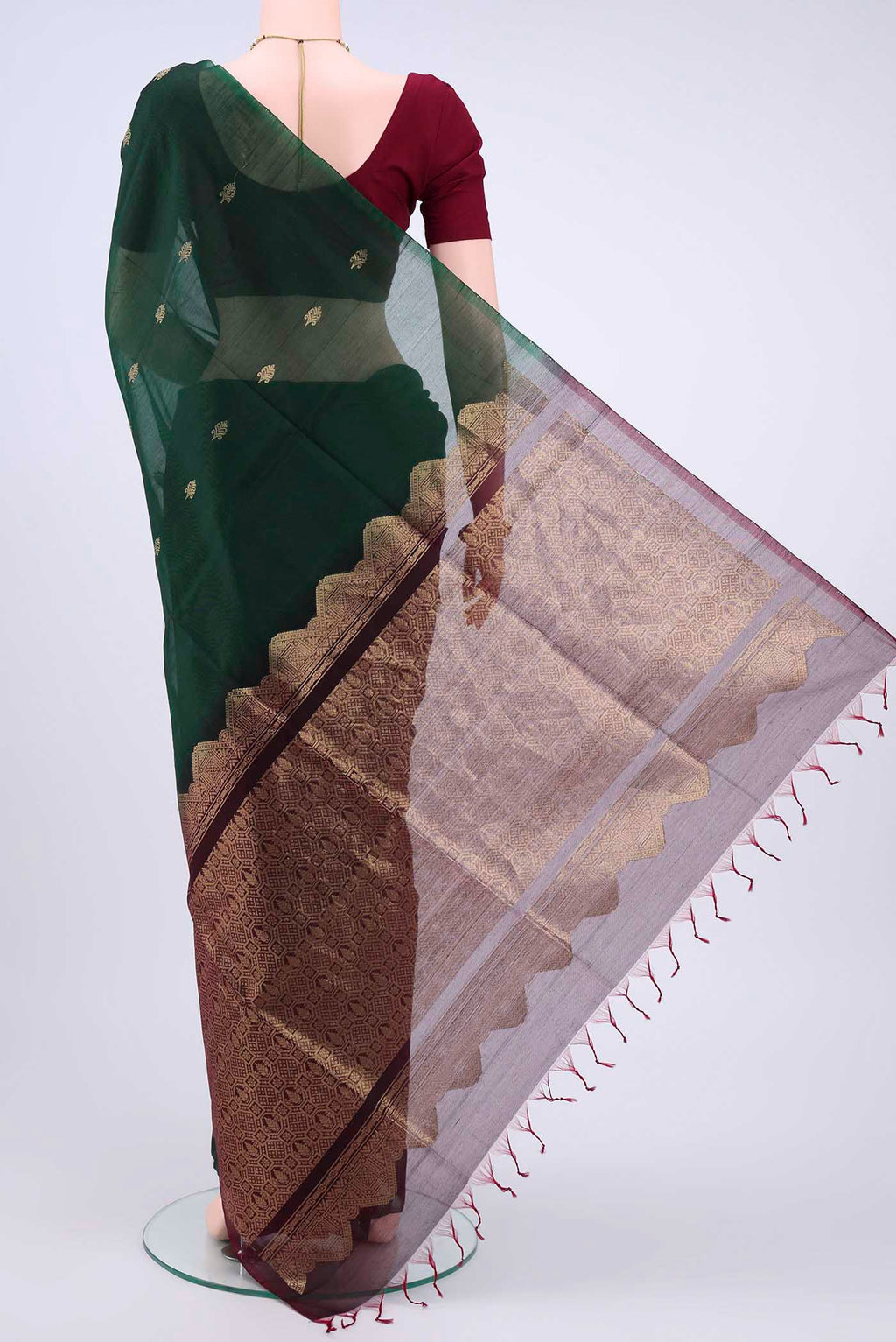 pallu body