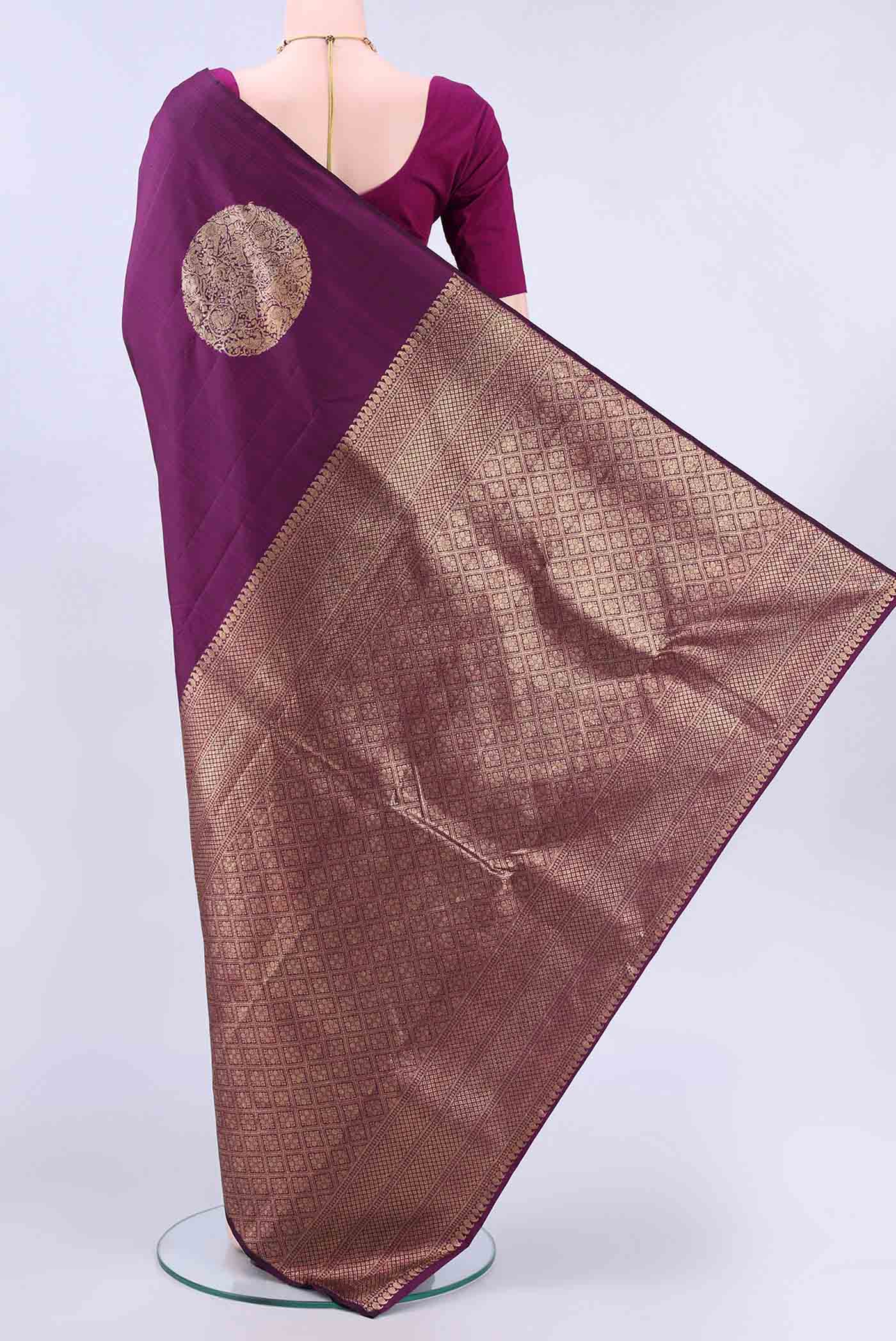 pallu body