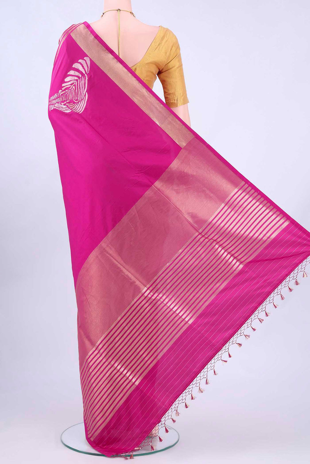 pallu body