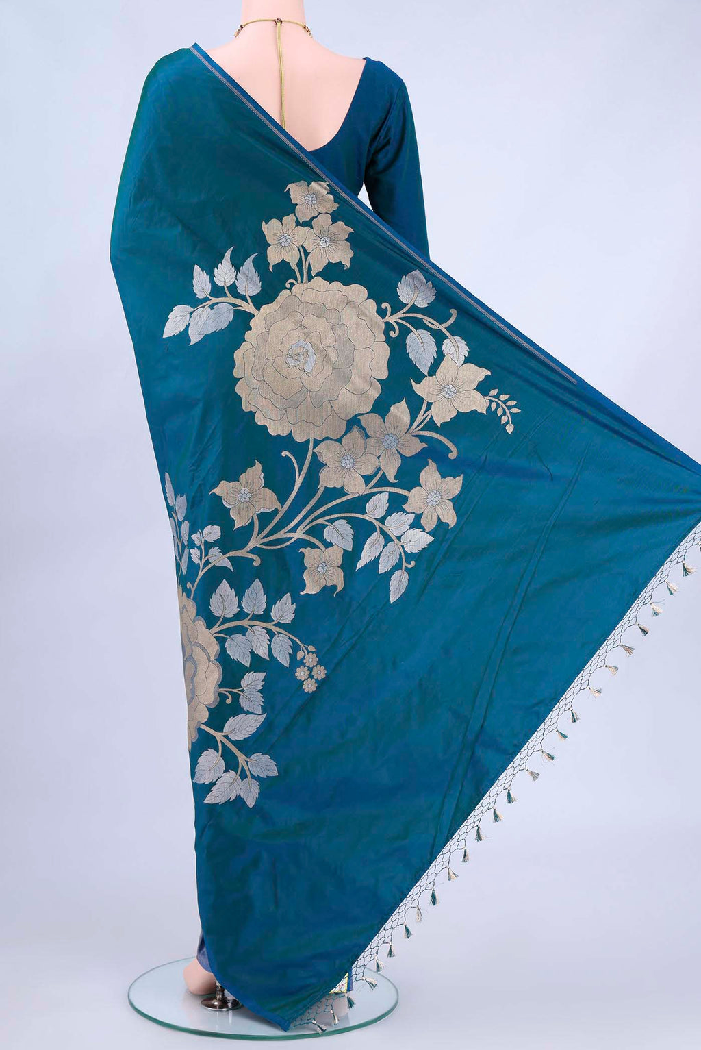 pallu body