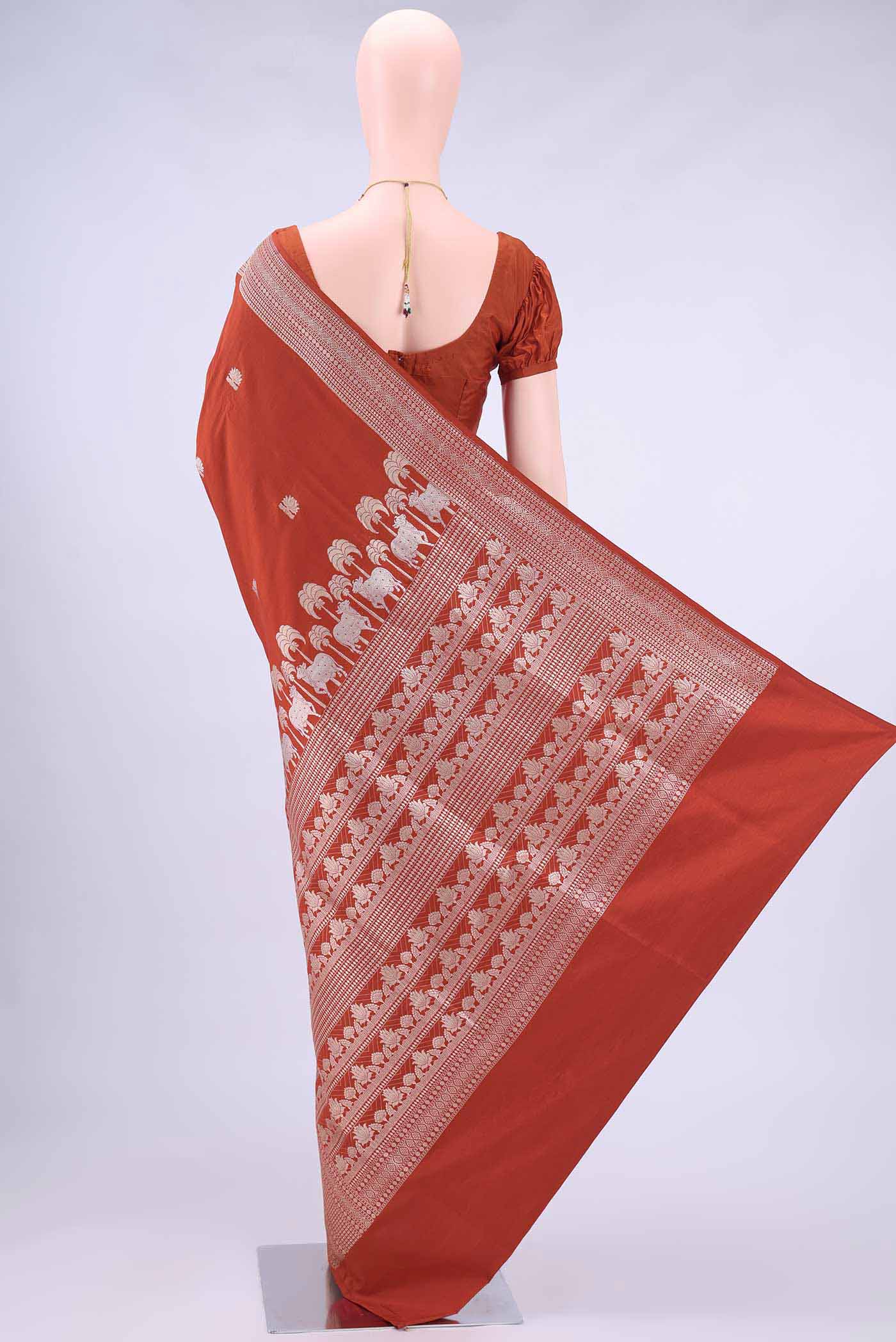 pallu body