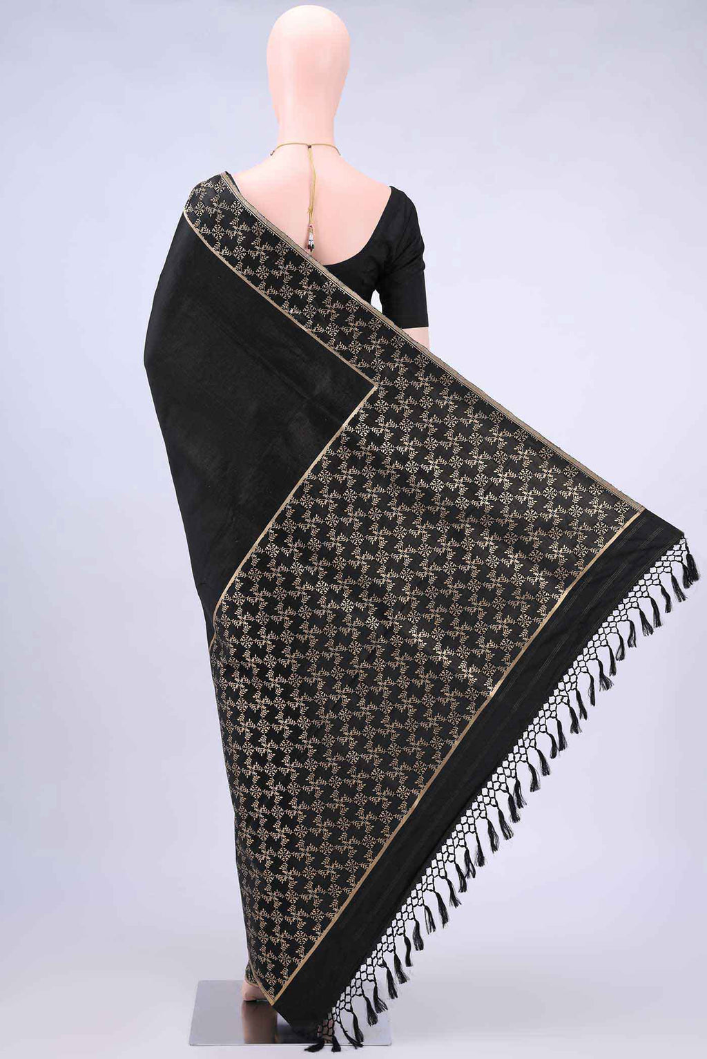 pallu body