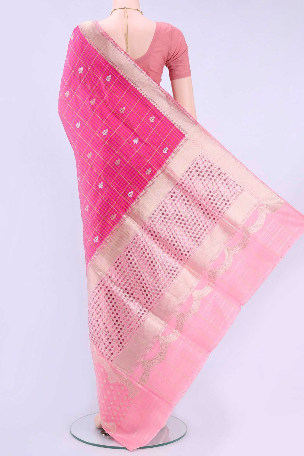 pallu body
